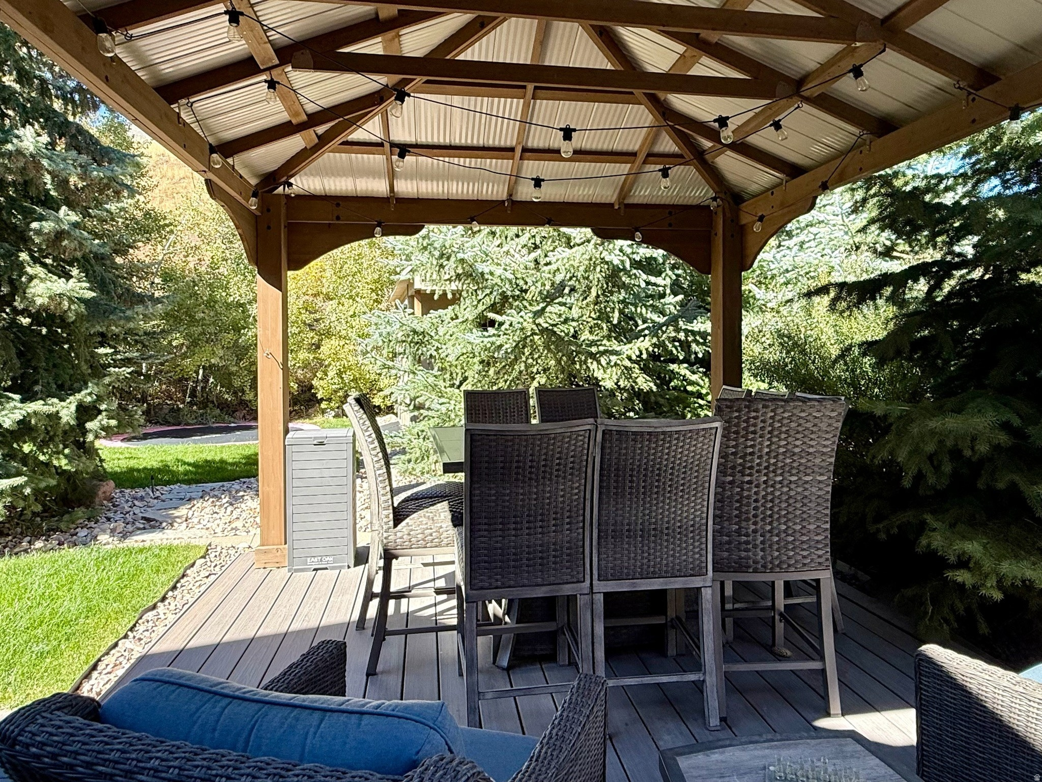 SUNCREST - Residential