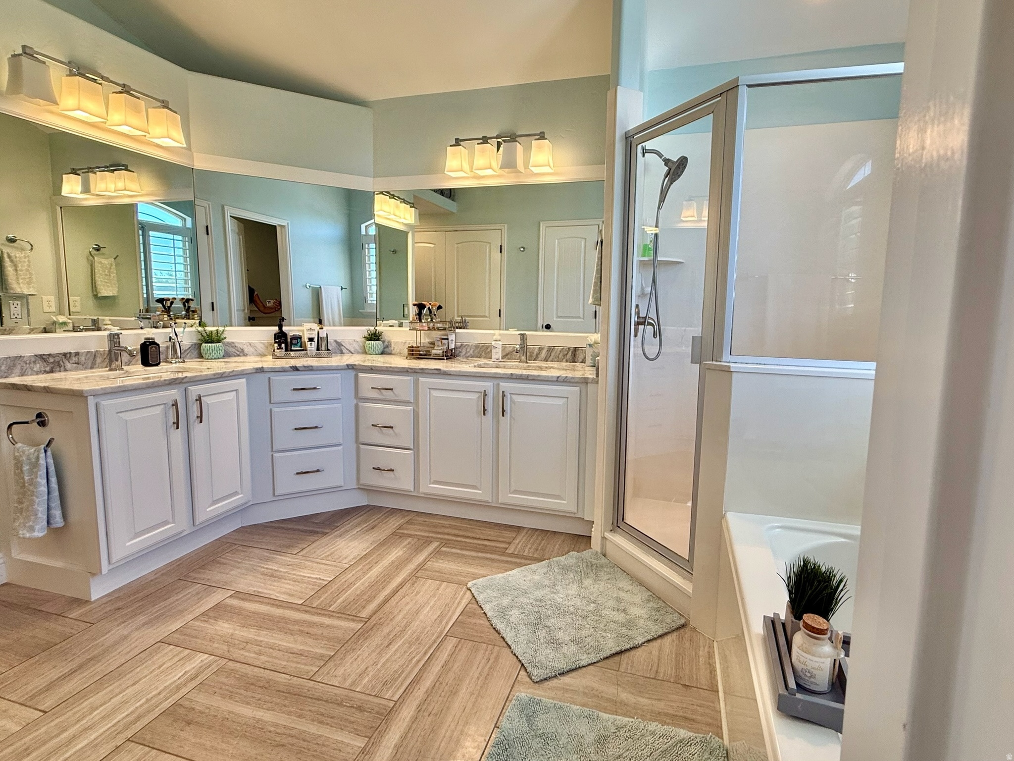 SUNCREST - Residential