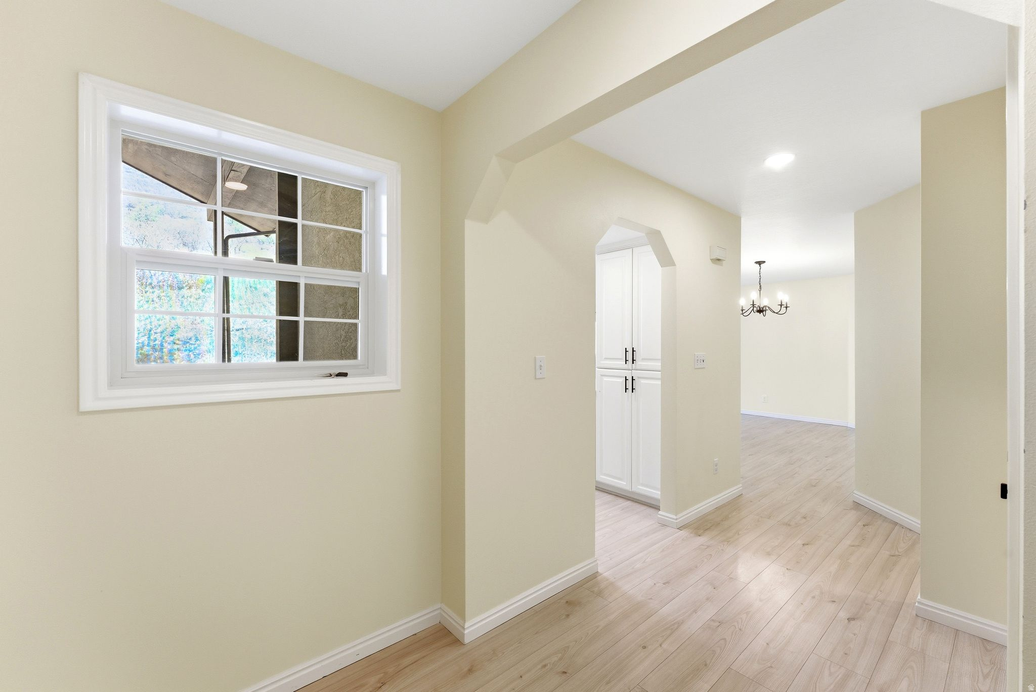 SWISS OAKS CONDOMINIUMS - Residential Lease