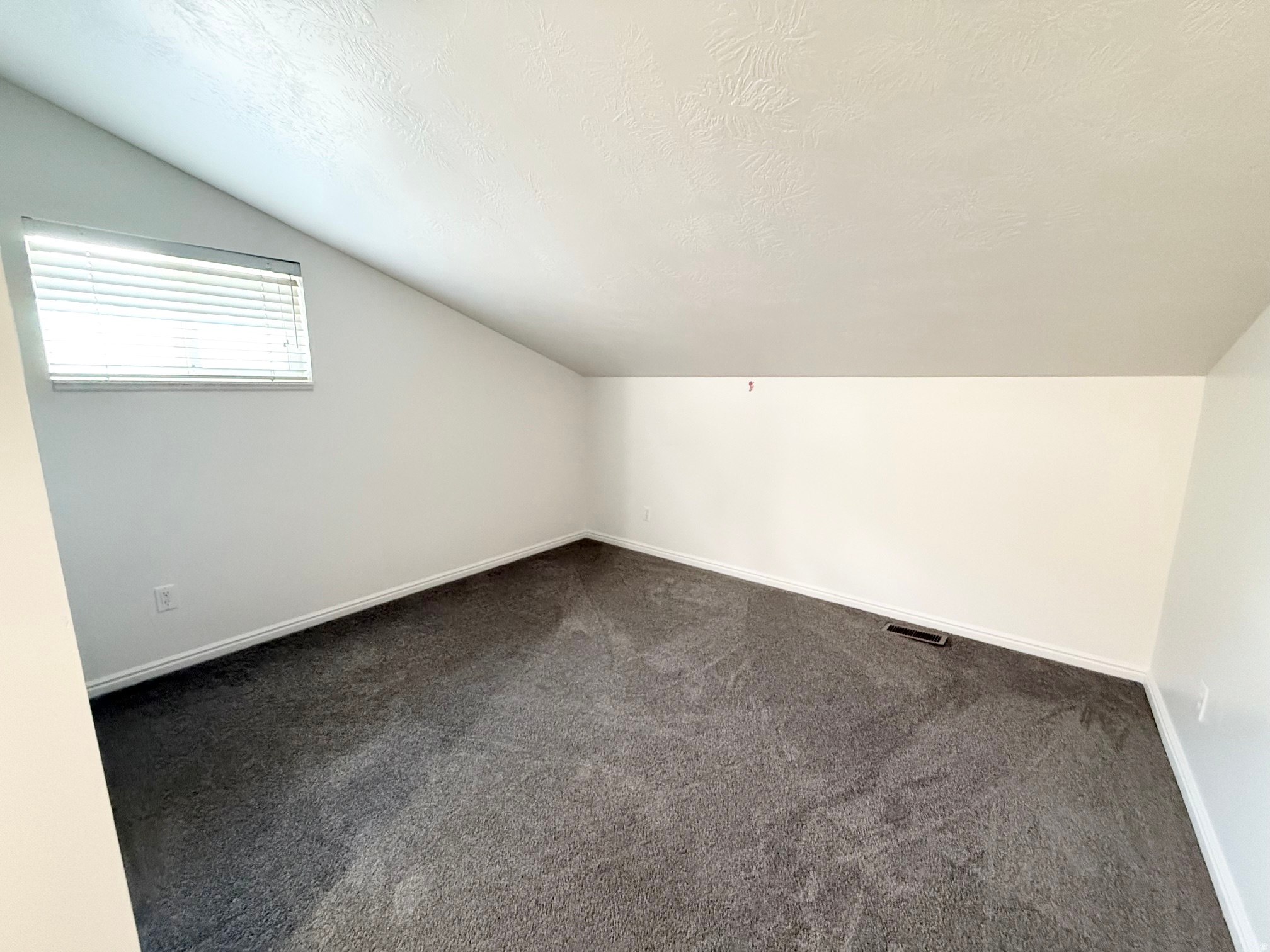 MURRAY OAKS CONDM - Residential