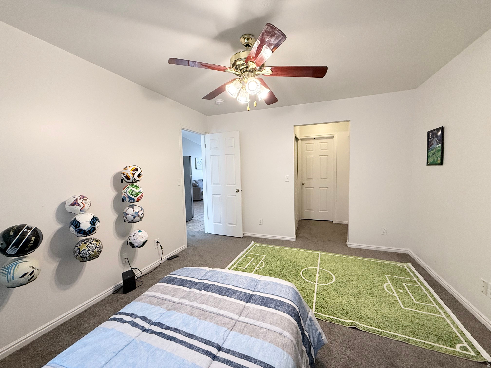 MURRAY OAKS CONDM - Residential