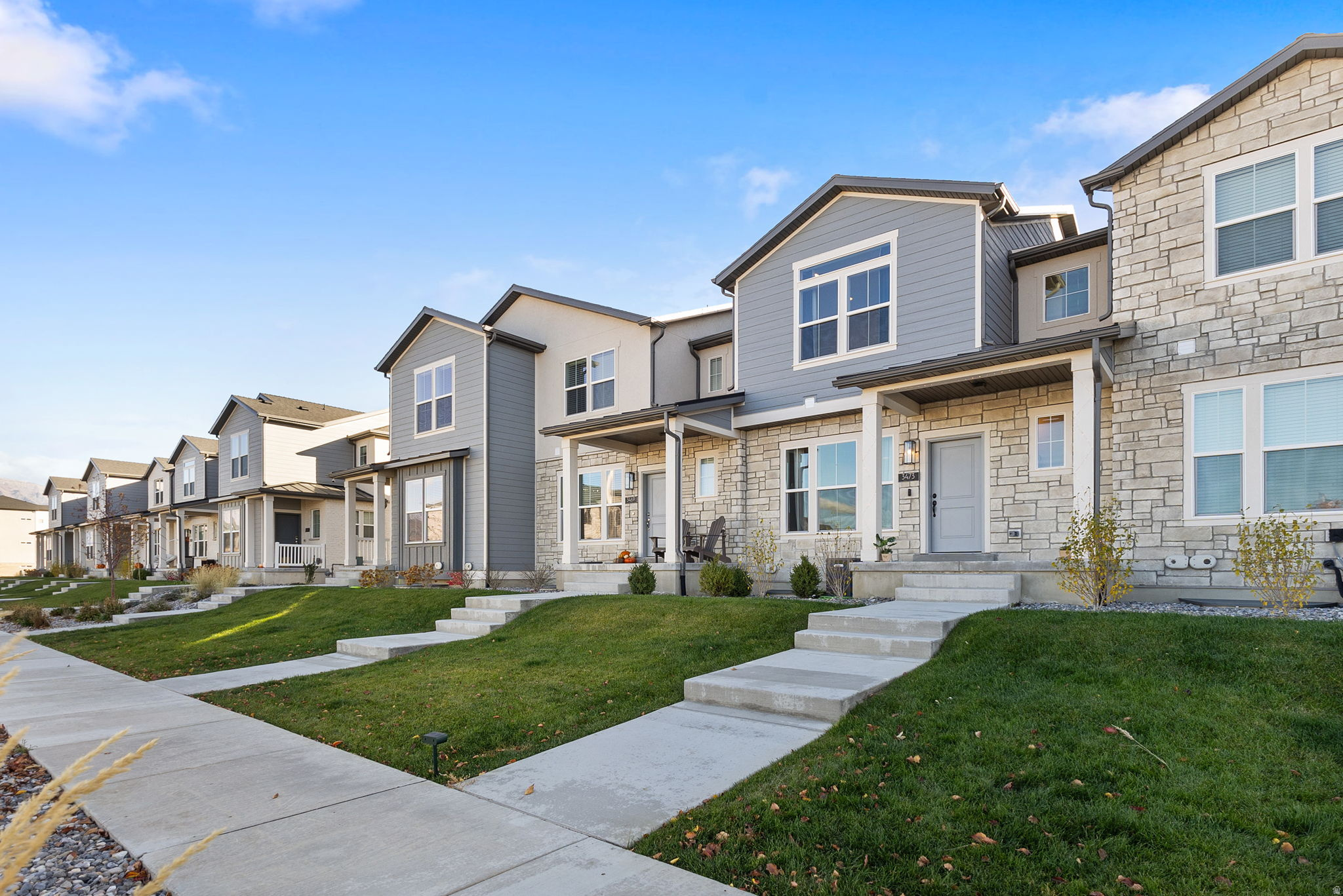 JORDAN WALK TOWNS SUBDIVISION PHASE 1 - Residential