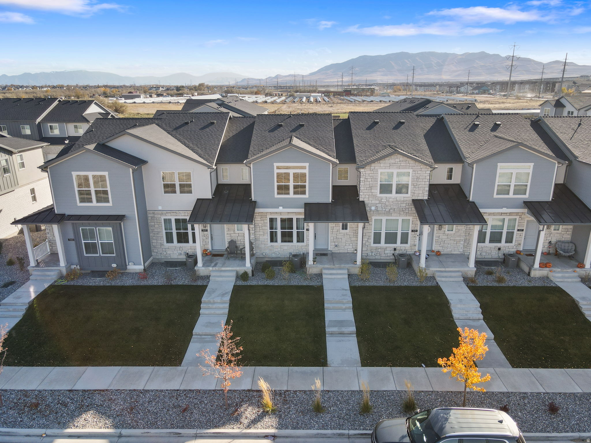 JORDAN WALK TOWNS SUBDIVISION PHASE 1 - Residential