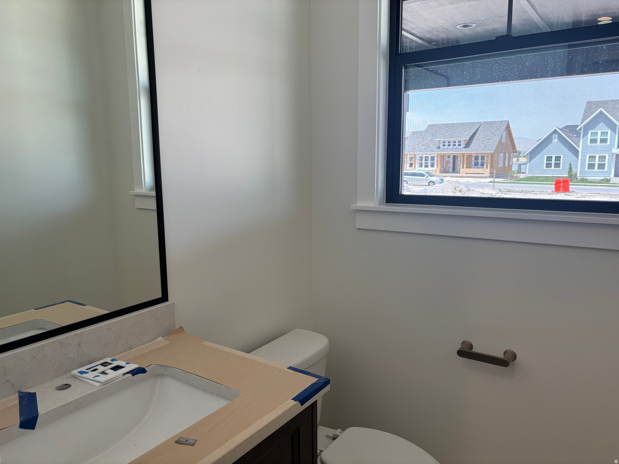 BEACON POINTE - Residential