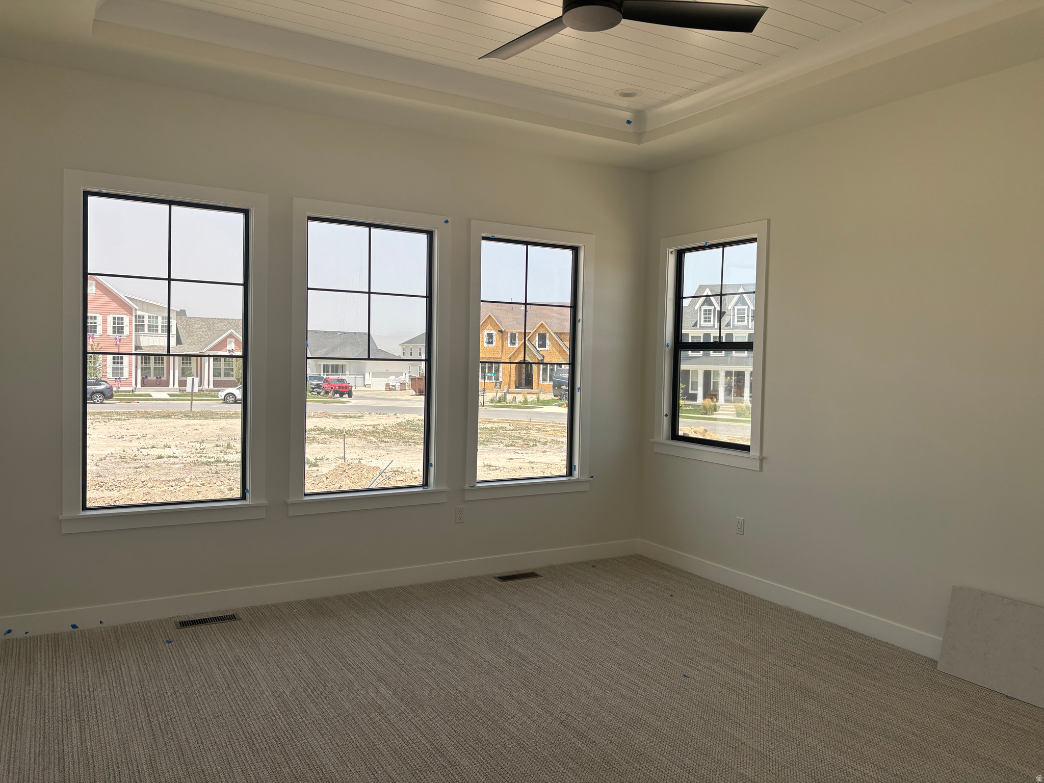 BEACON POINTE - Residential