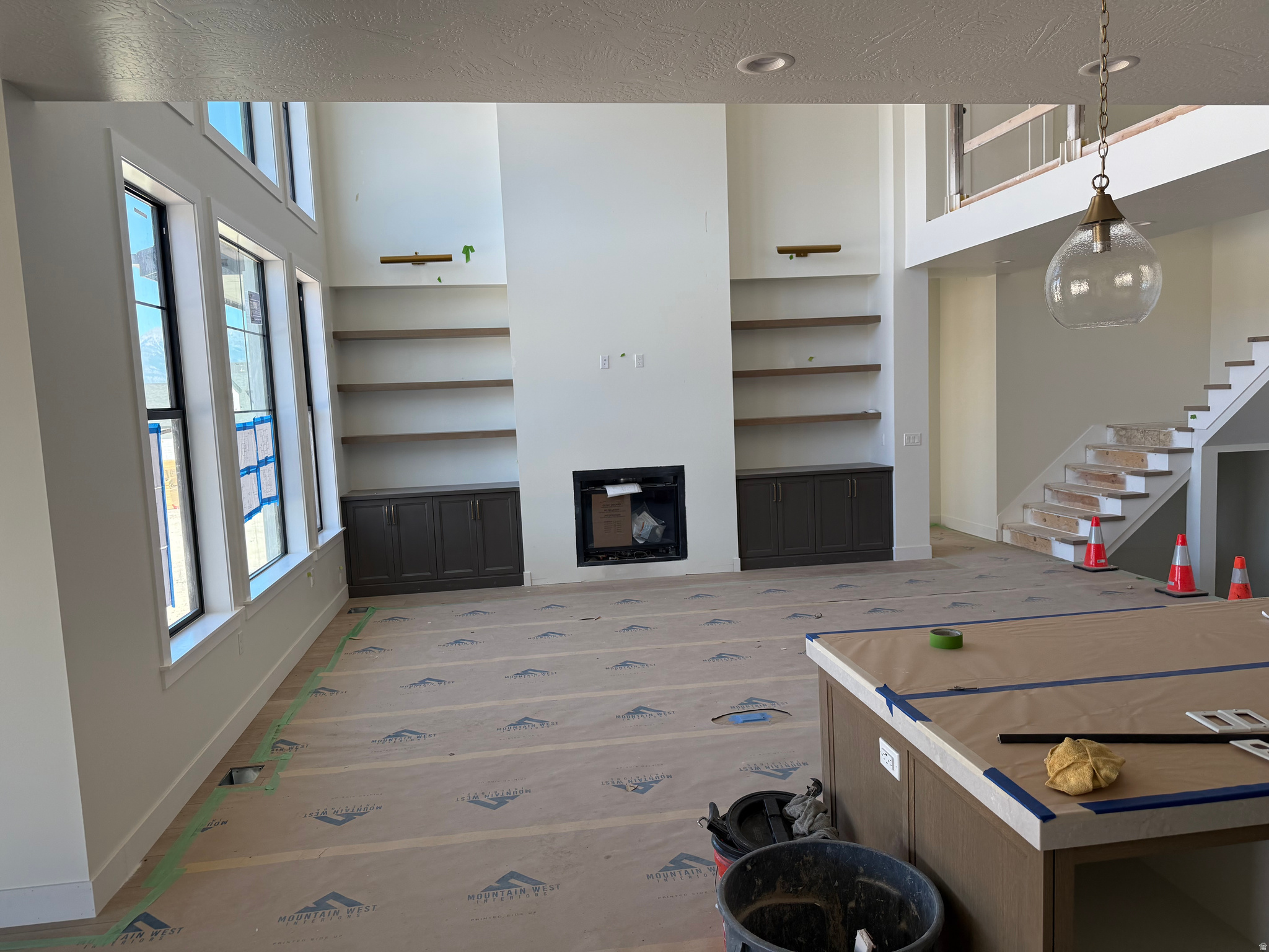 BEACON POINTE - Residential