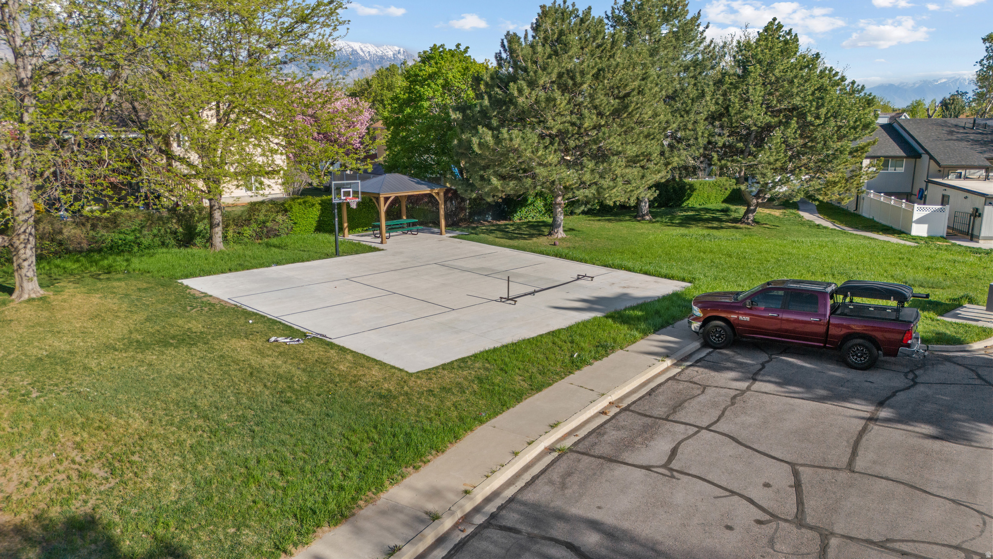 SUNSET HILLS - Residential
