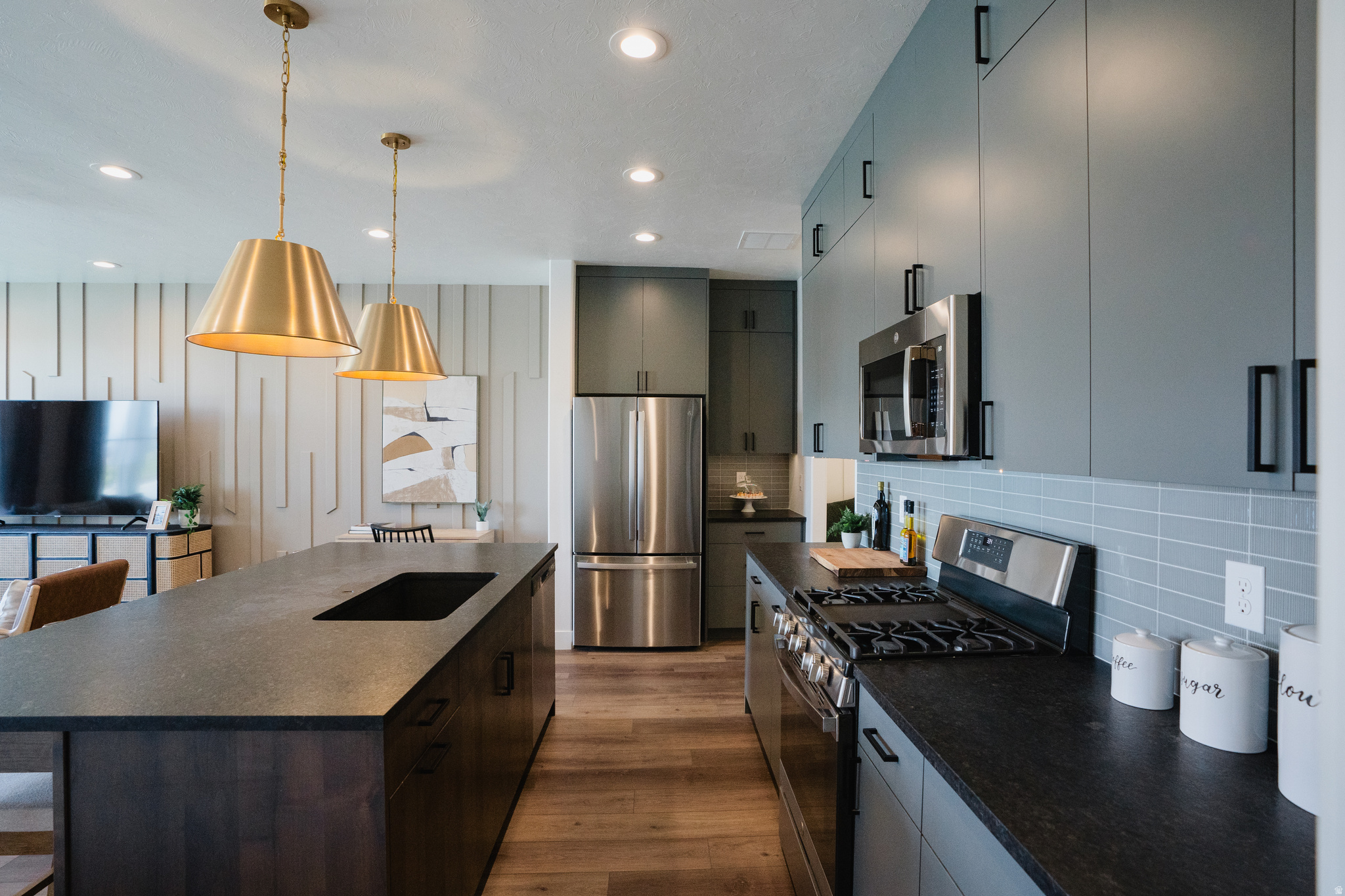 RIVER RUN - Residential