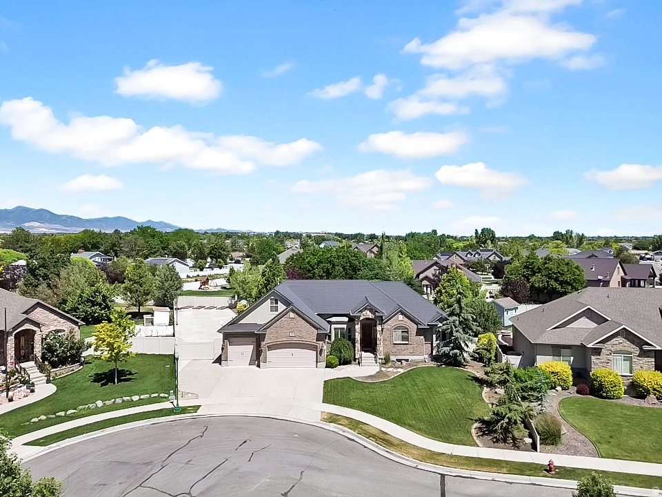 HERITAGE FARMS - Residential