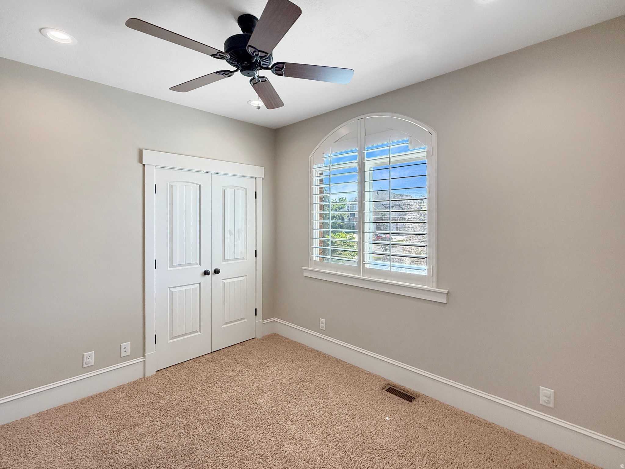 HERITAGE FARMS - Residential