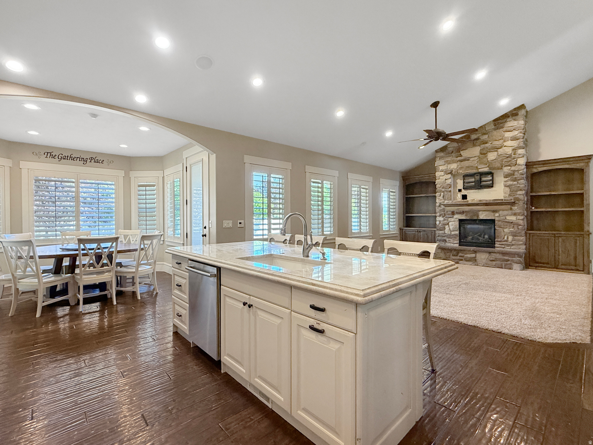HERITAGE FARMS - Residential