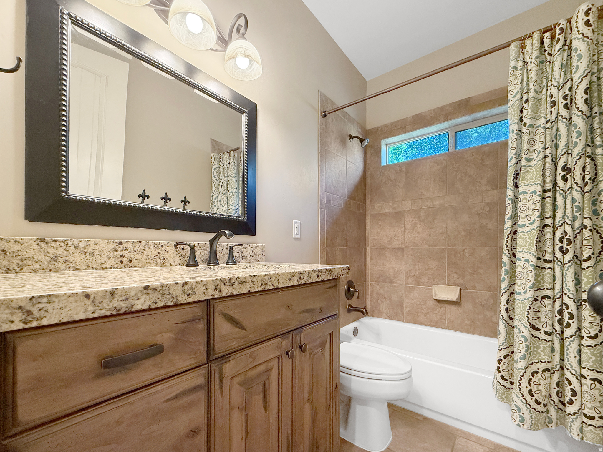 HERITAGE FARMS - Residential