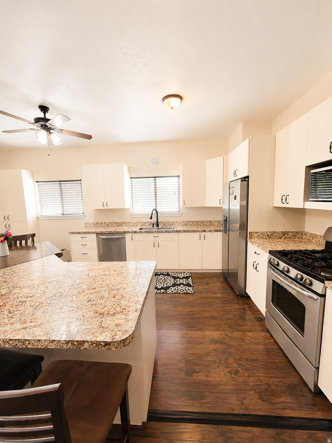 RIVER WILLOW COVE - Residential
