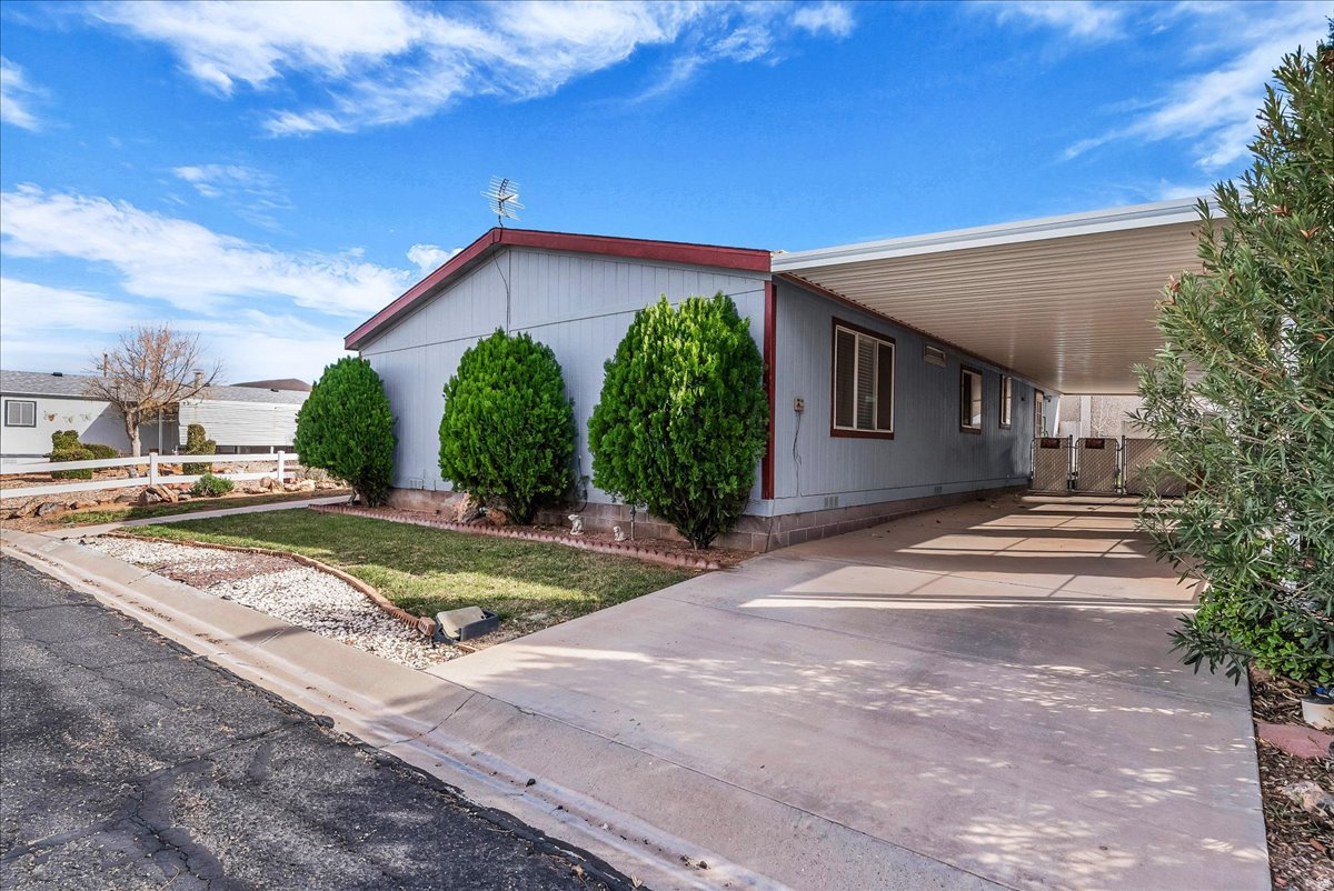 LAVA BLUFF MOBILE HOME PARK AMD - Residential