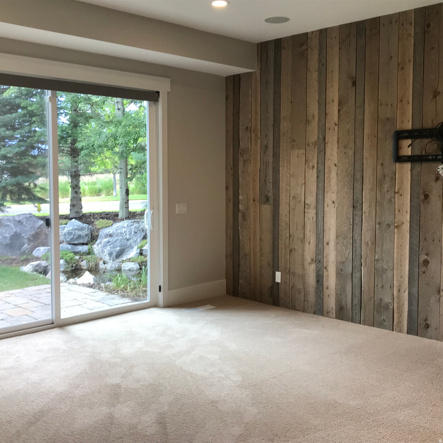 CROSSINGS AT LAKE CREEK - Residential