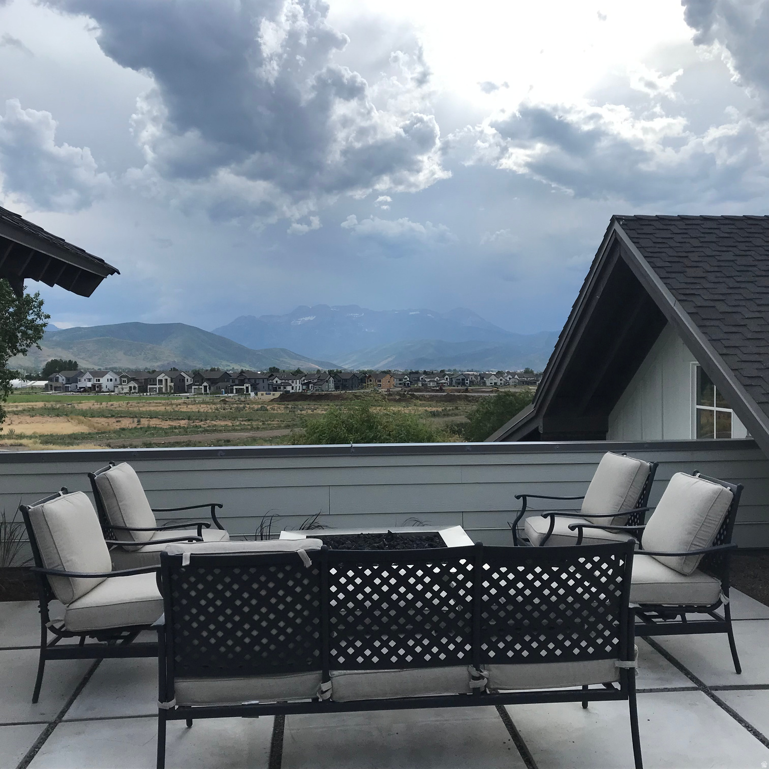 CROSSINGS AT LAKE CREEK - Residential