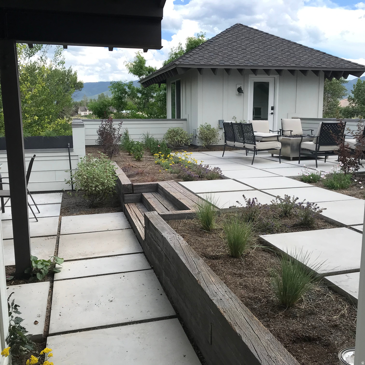 CROSSINGS AT LAKE CREEK - Residential