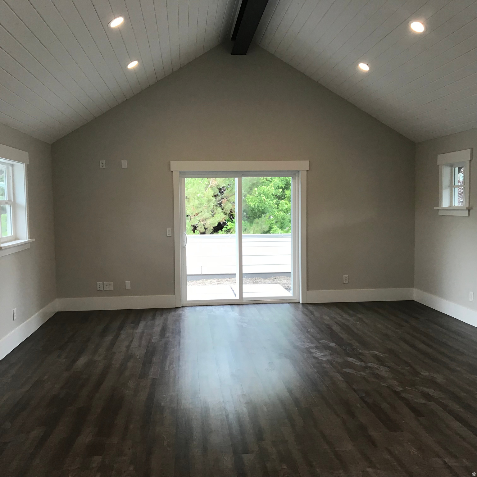 CROSSINGS AT LAKE CREEK - Residential