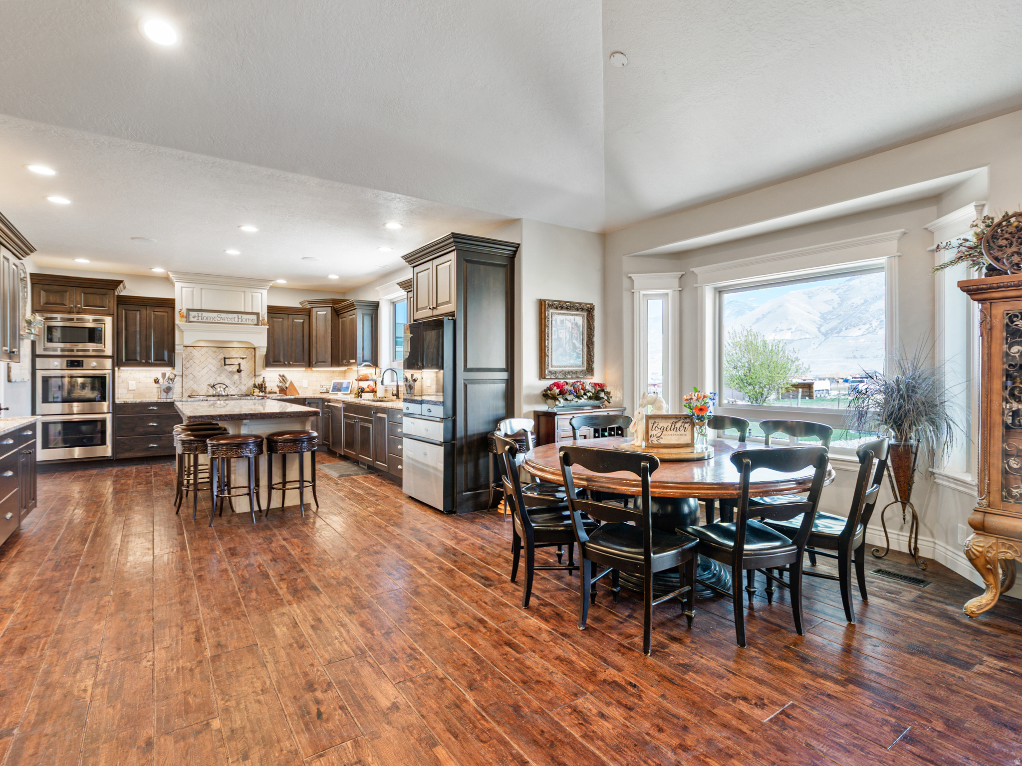 BROOKFIELD ESTATES - Residential