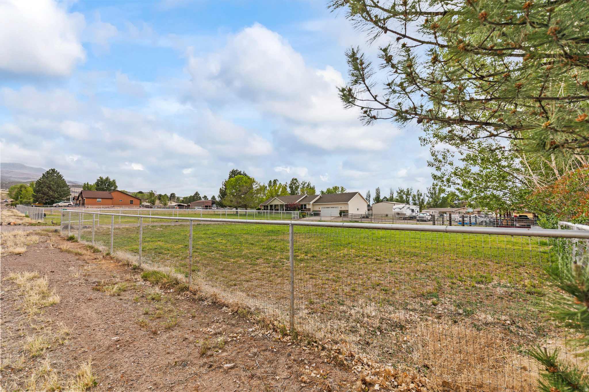 RED BUTTE - Residential