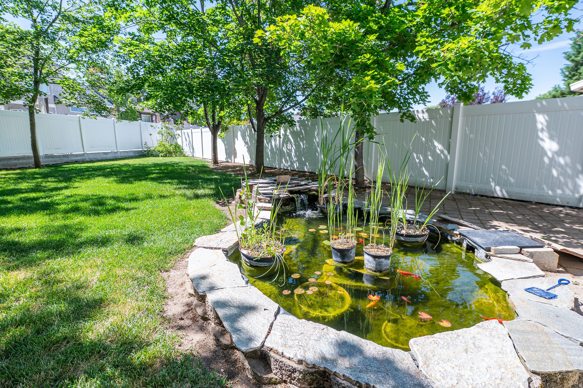 WILLOW CREEK MEADOWS - Residential