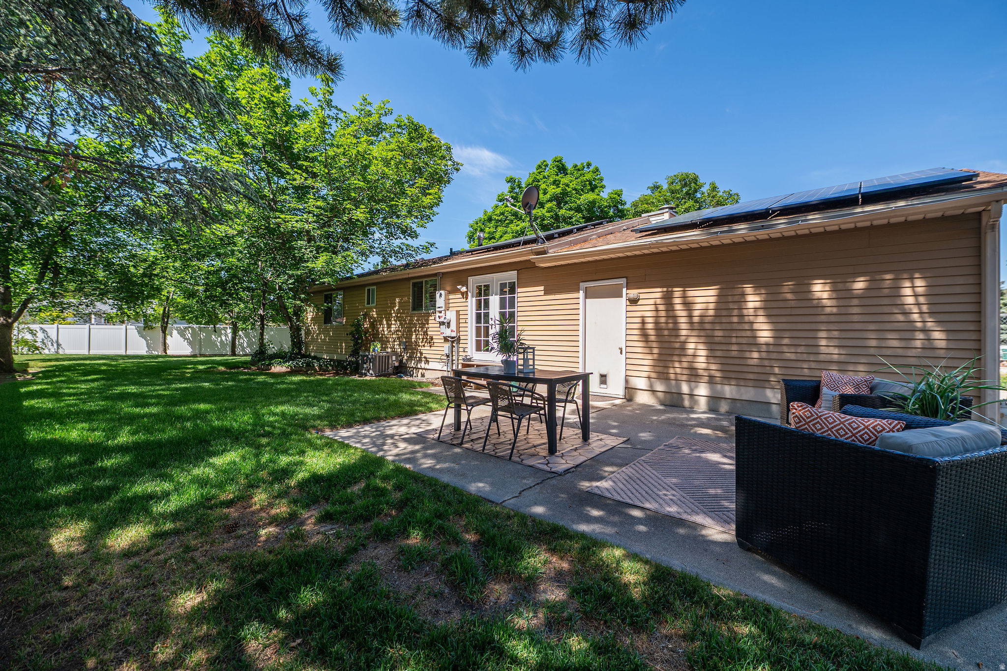 WILLOW CREEK MEADOWS - Residential