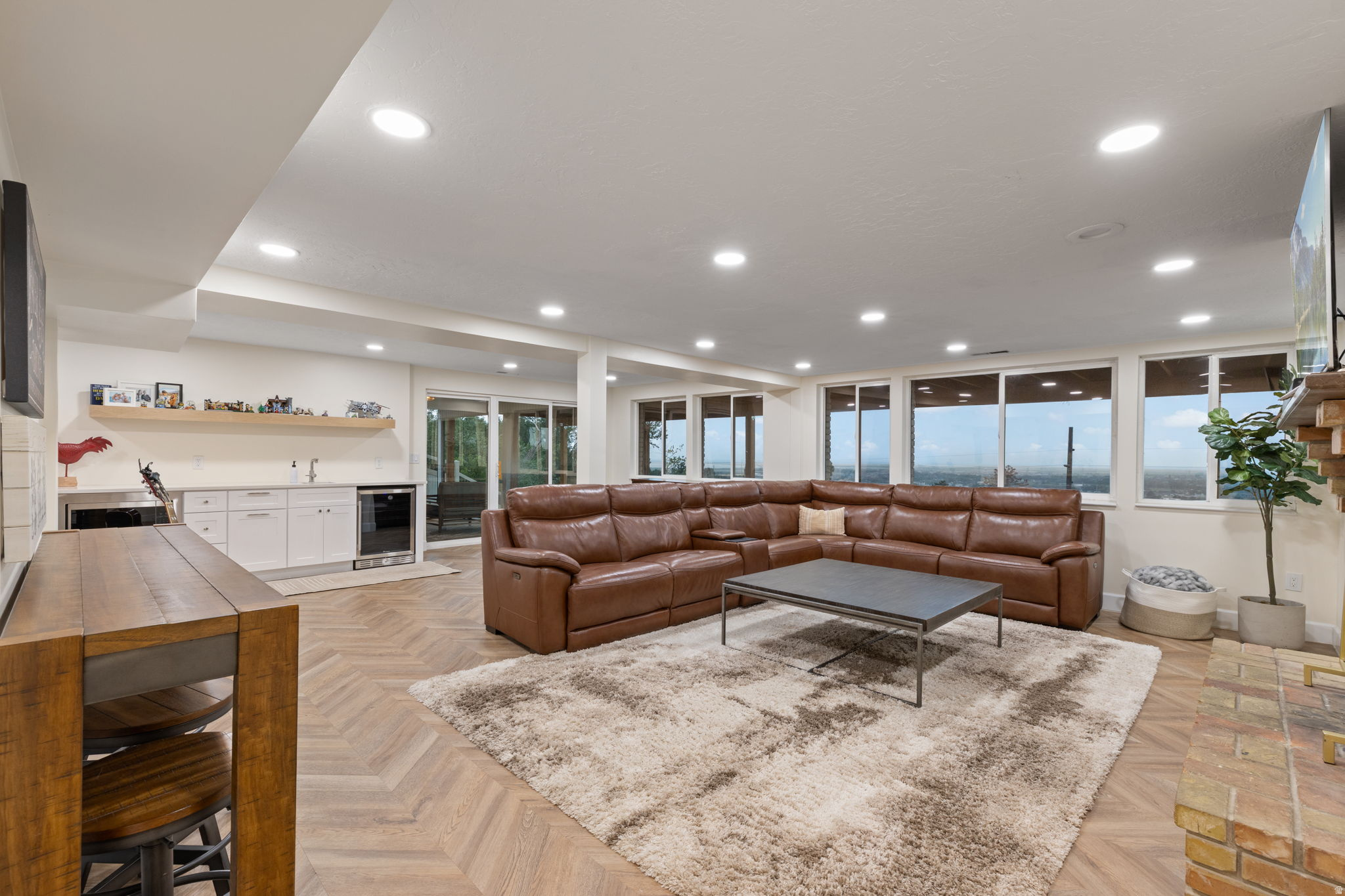 FLORAL GROVE ESTATES - Residential