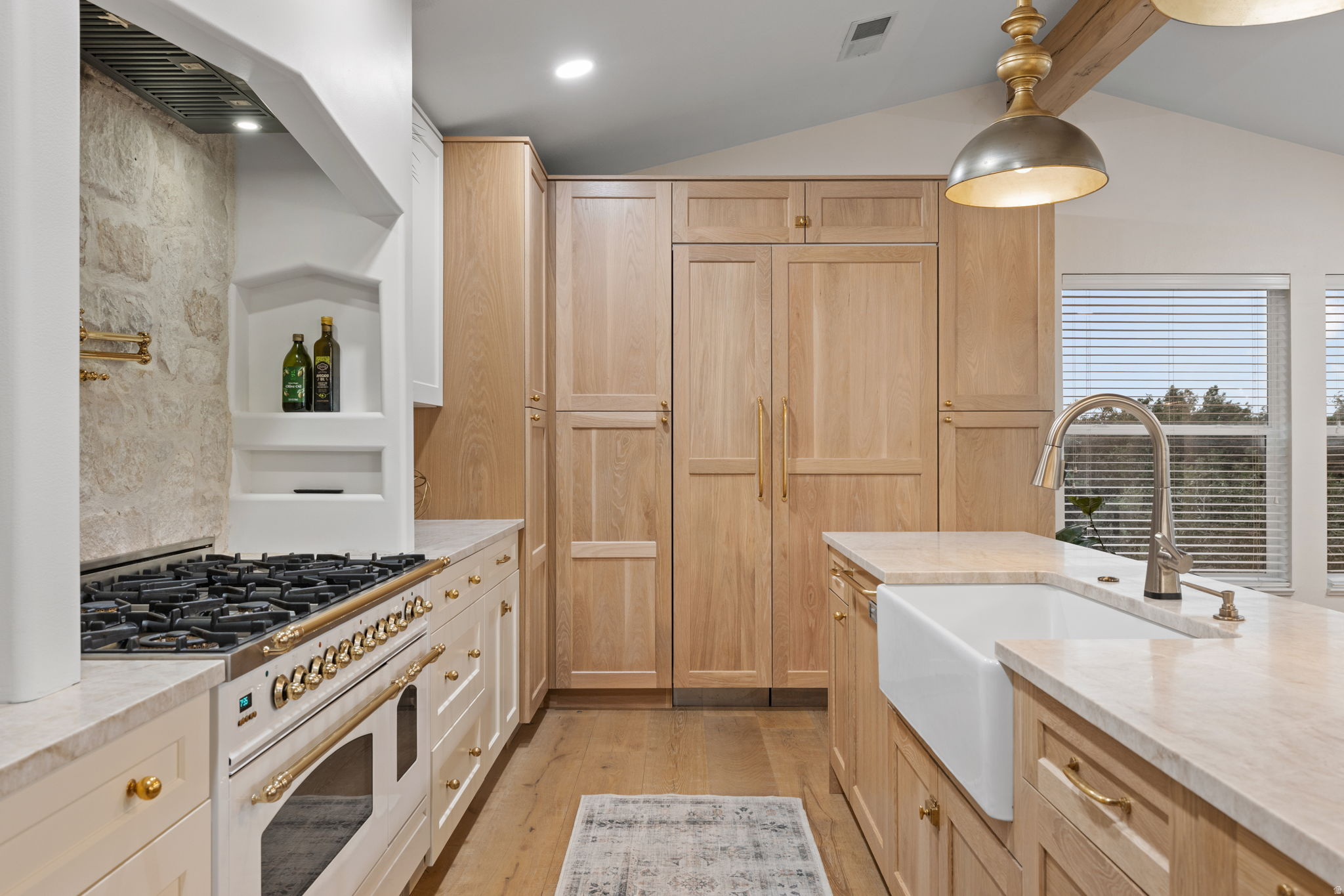 FLORAL GROVE ESTATES - Residential