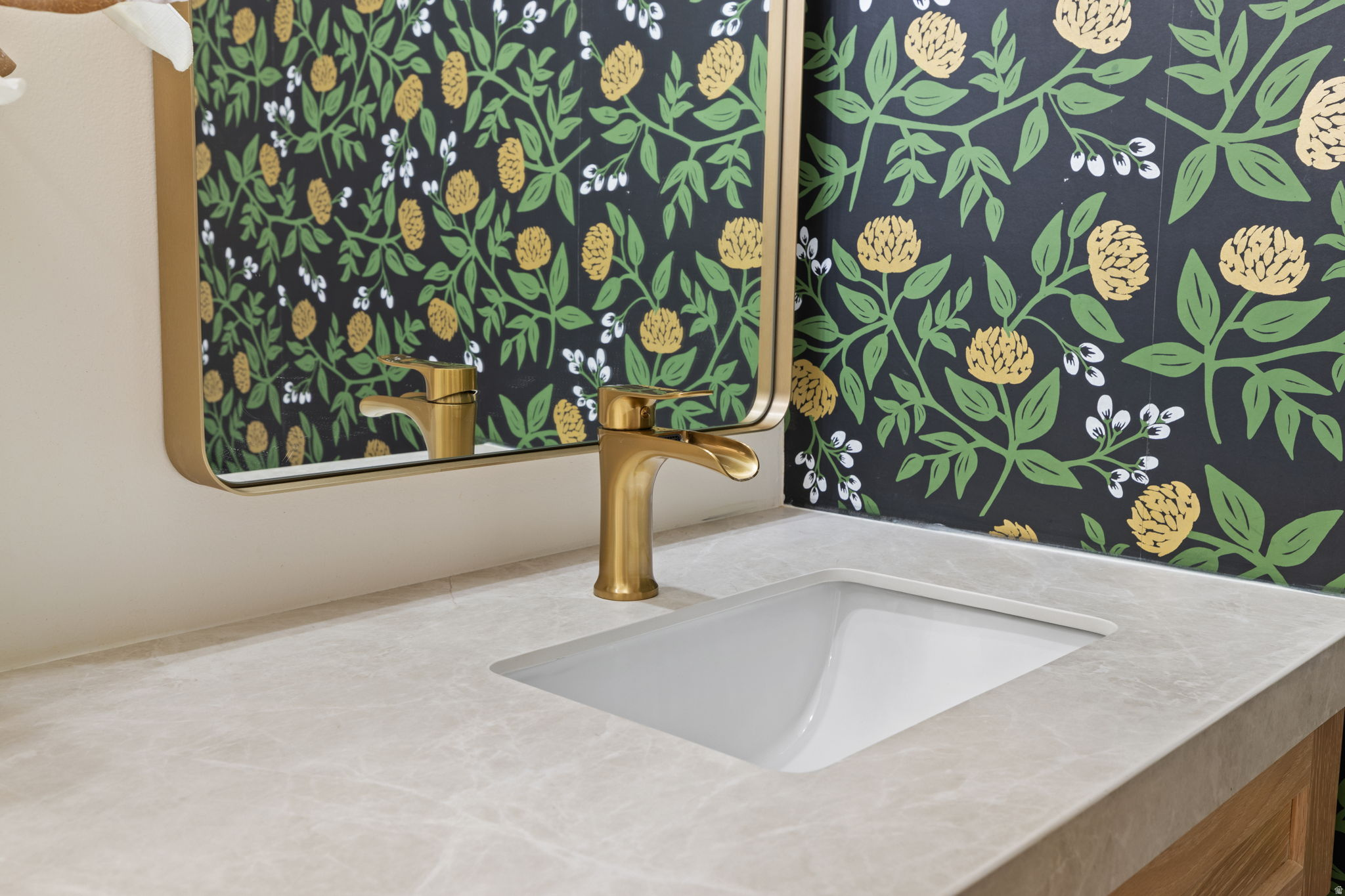 FLORAL GROVE ESTATES - Residential
