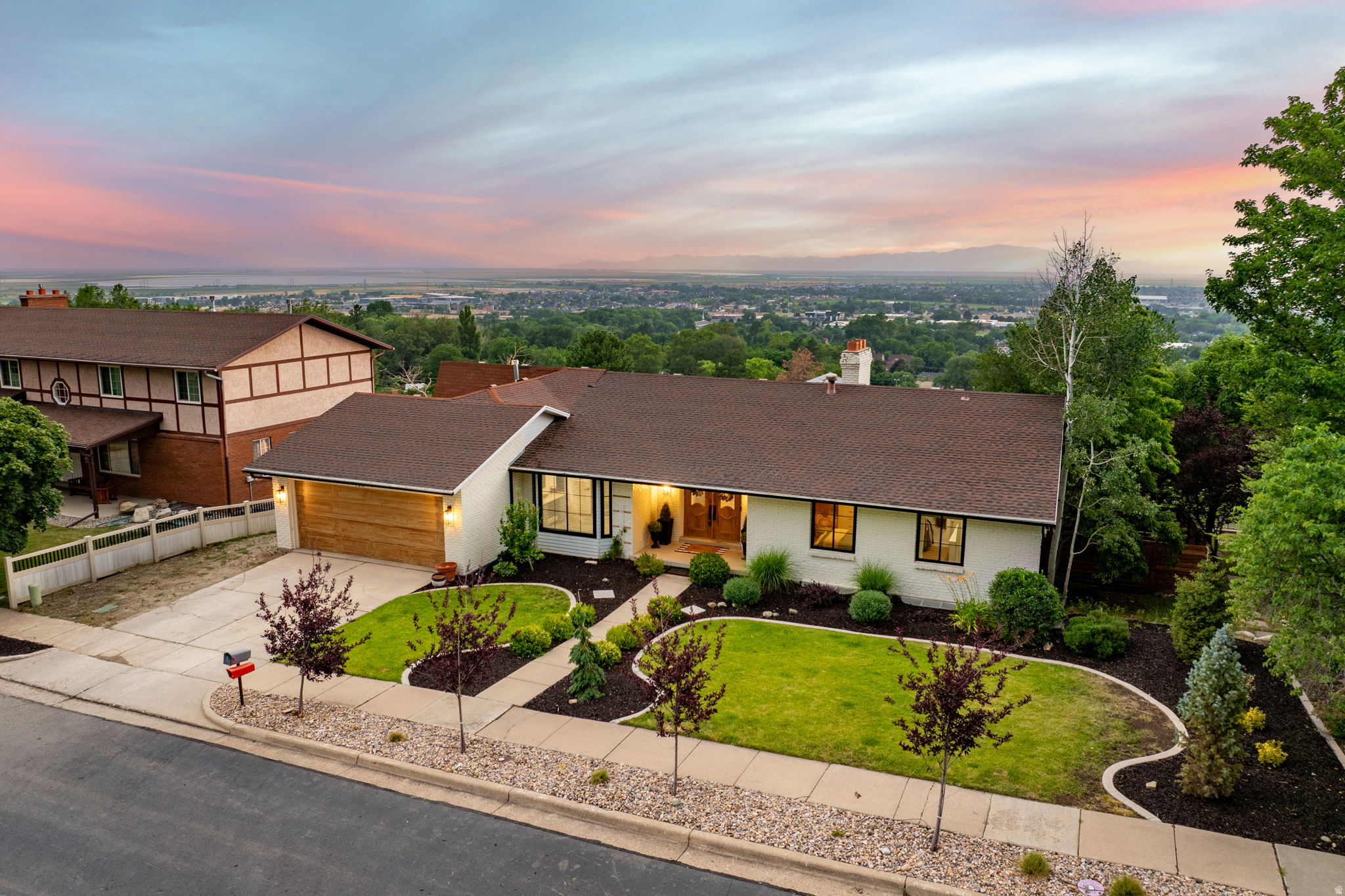 FLORAL GROVE ESTATES - Residential