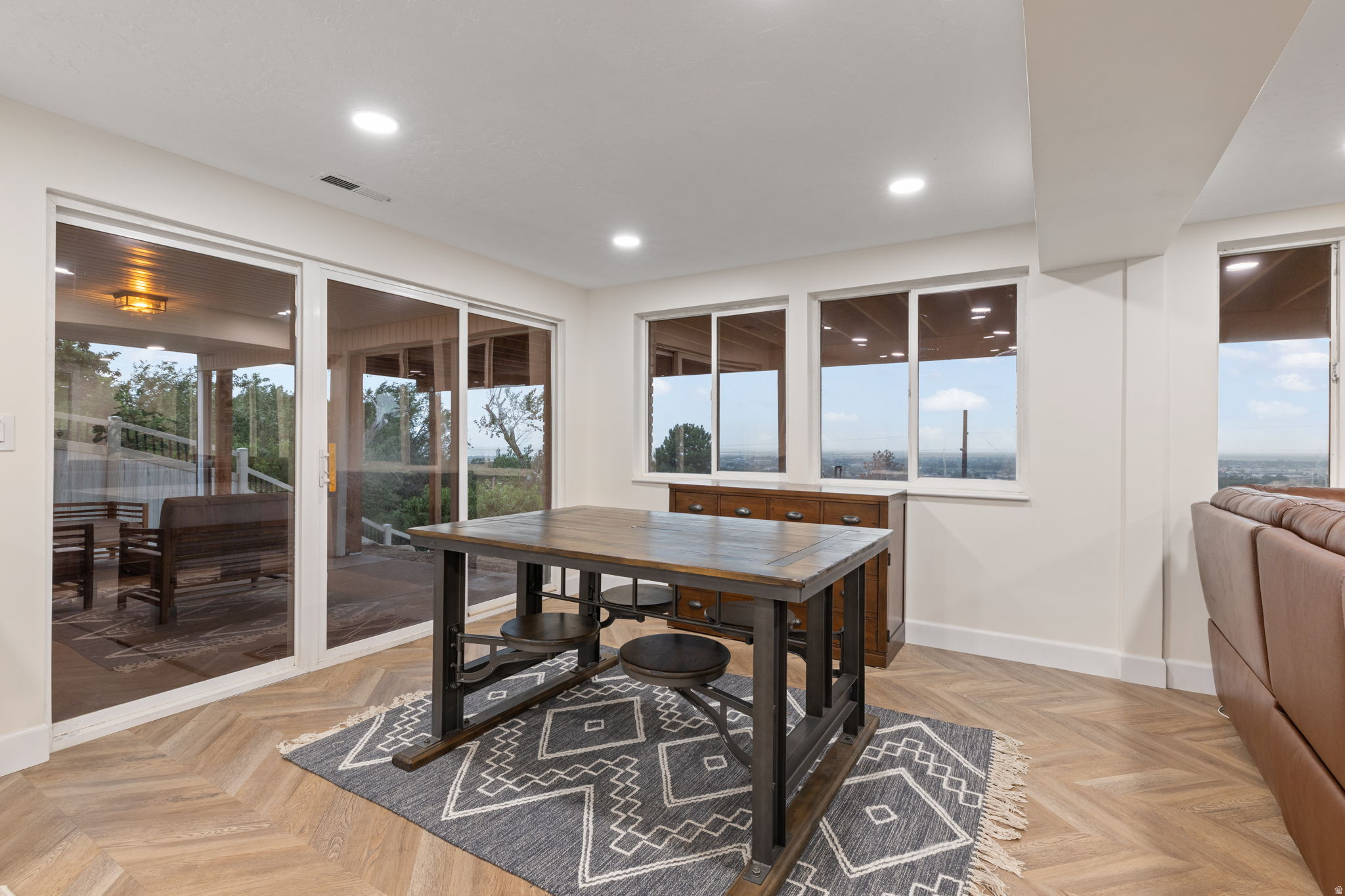 FLORAL GROVE ESTATES - Residential