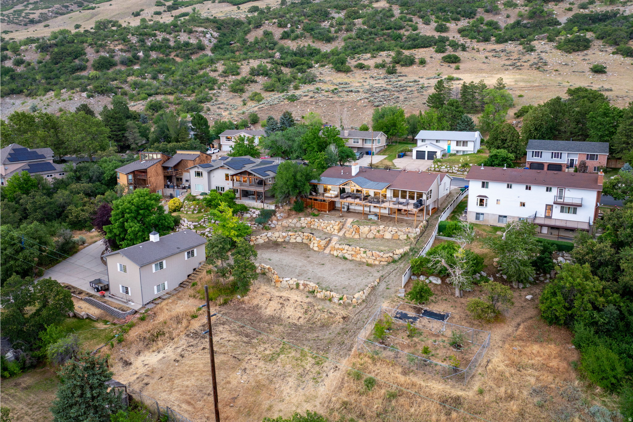 FLORAL GROVE ESTATES - Residential