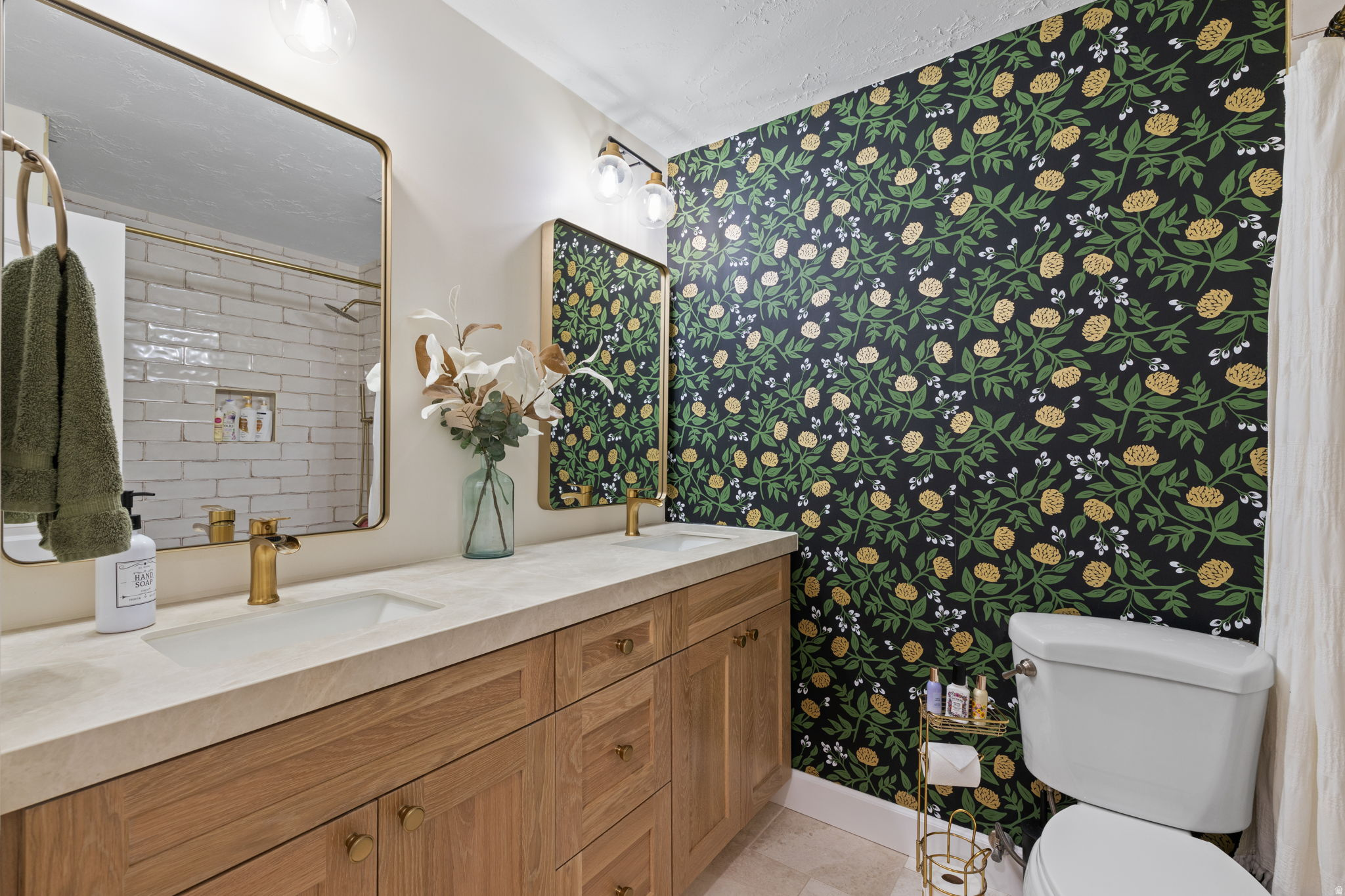 FLORAL GROVE ESTATES - Residential