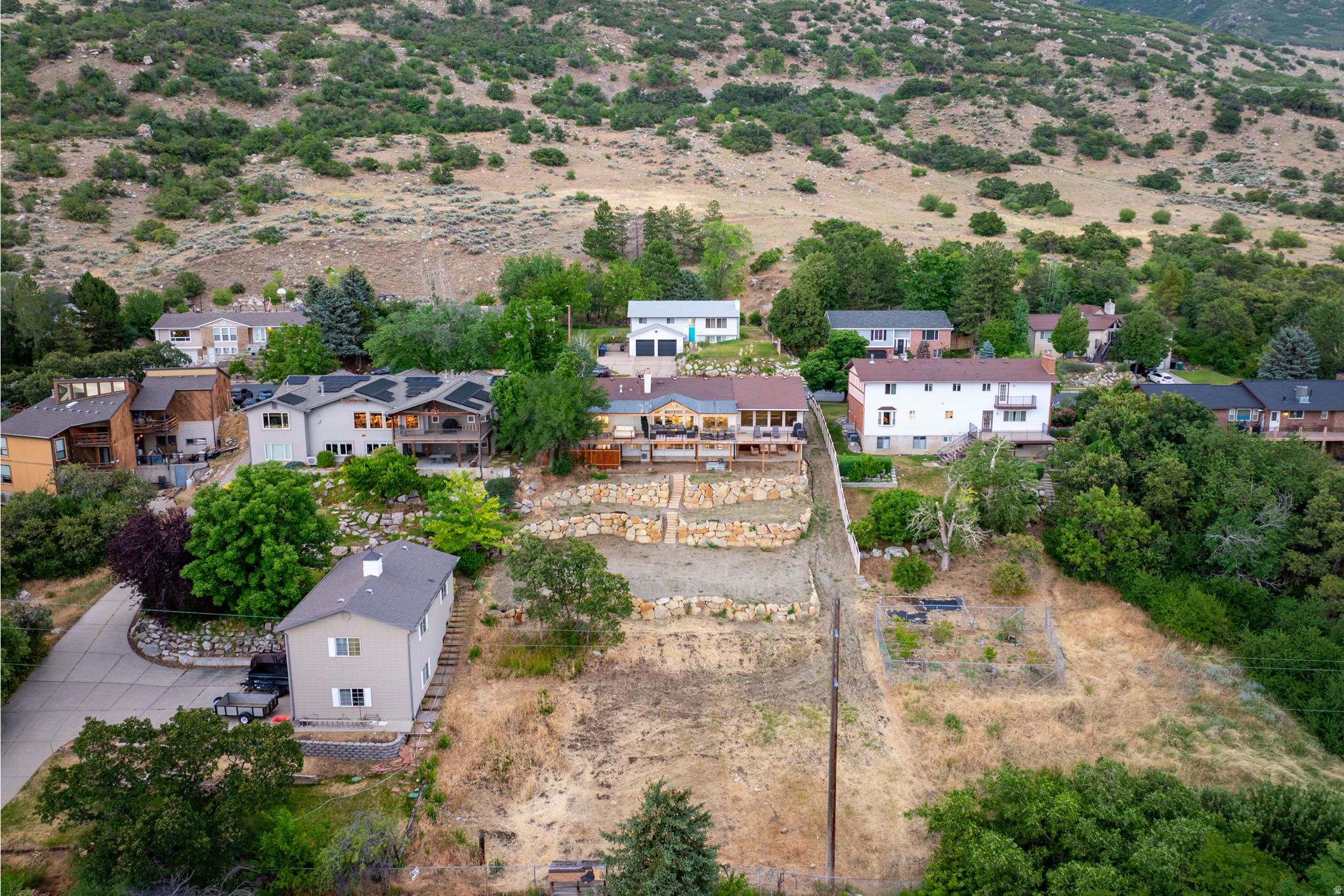 FLORAL GROVE ESTATES - Residential