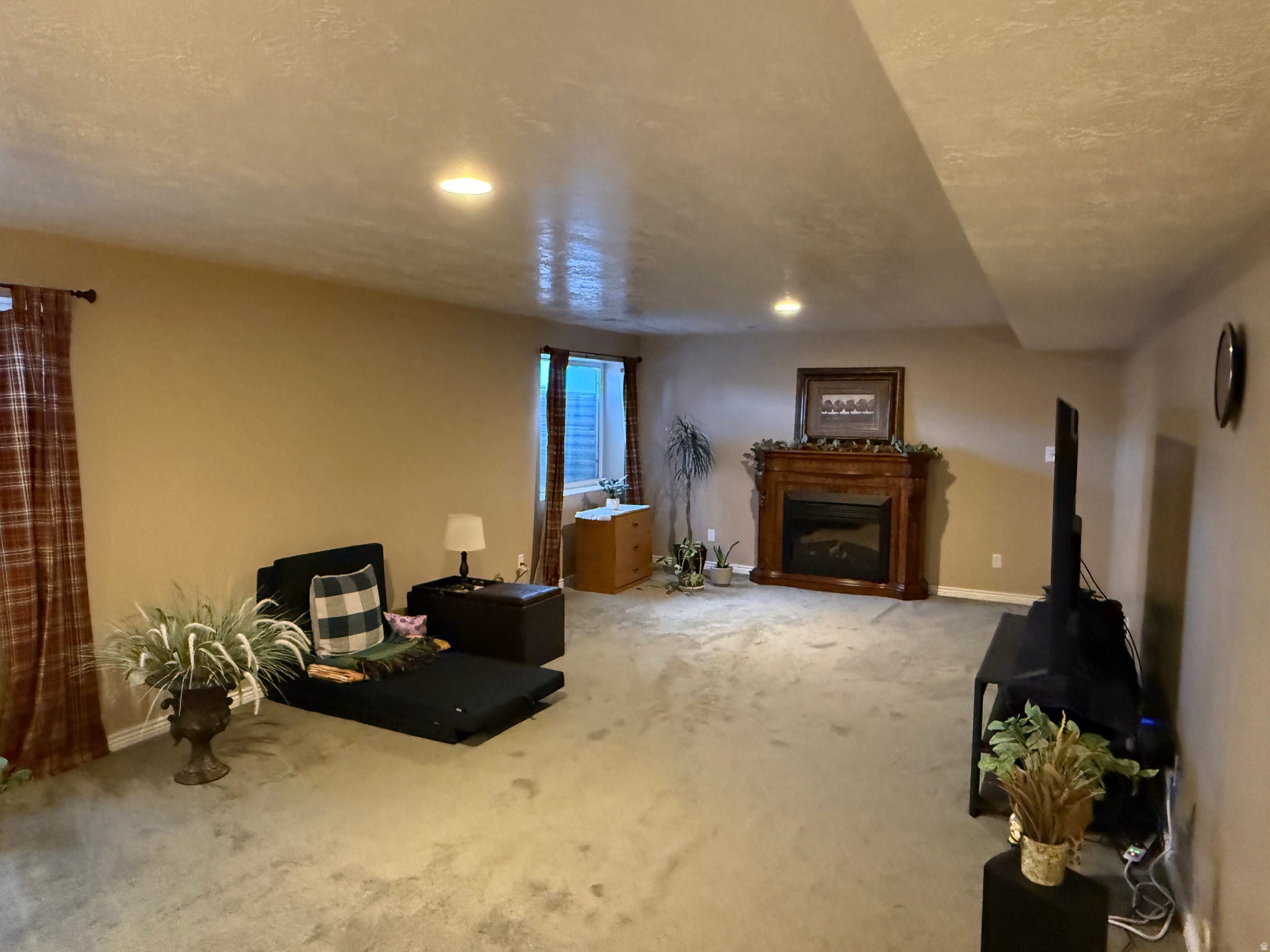 RIVERTON VILLAGE - Residential
