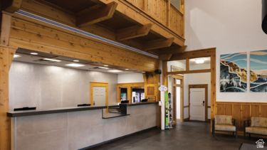 SUMMIT WATCH - Residential