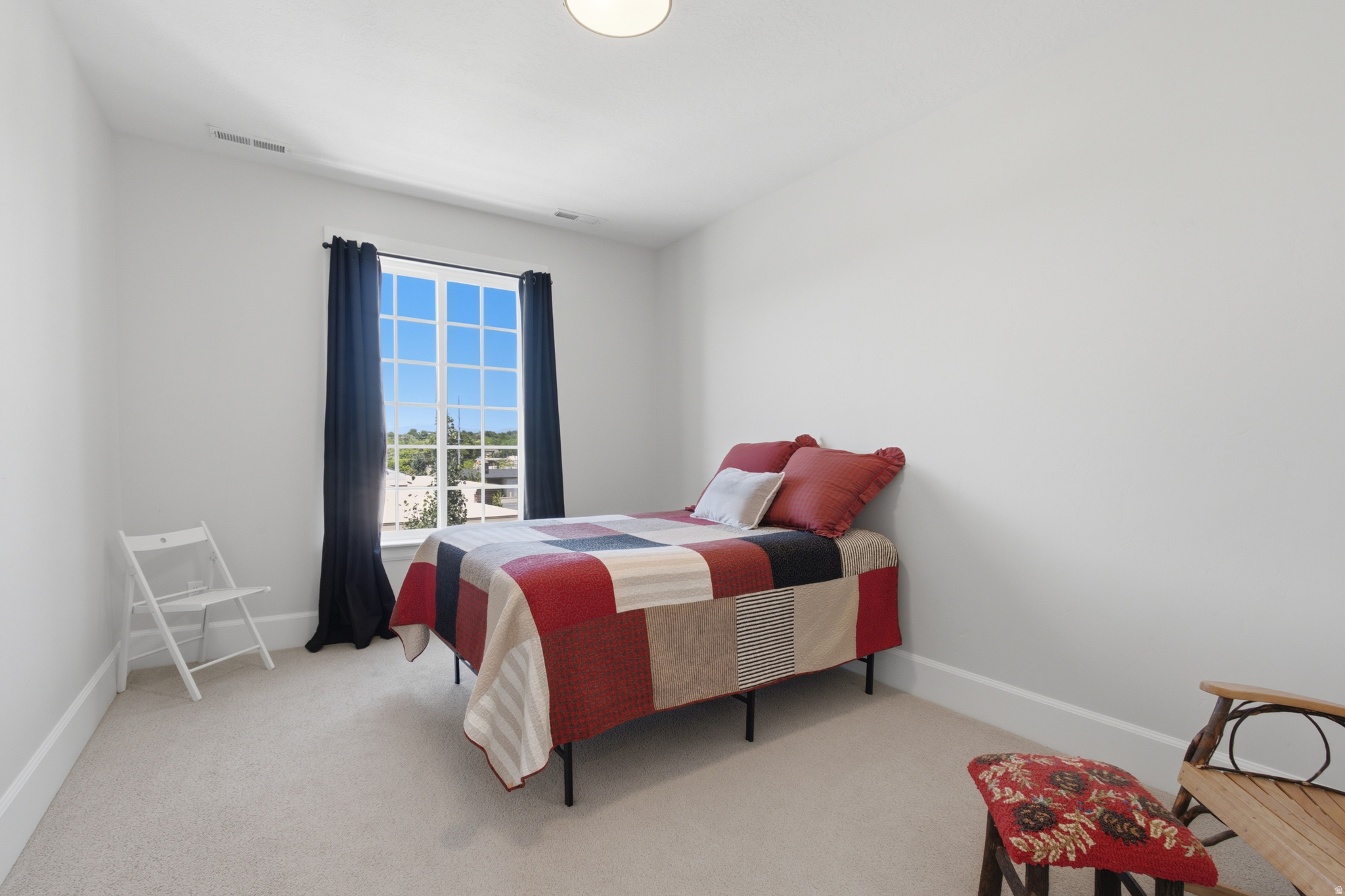OLDE IVY - Residential