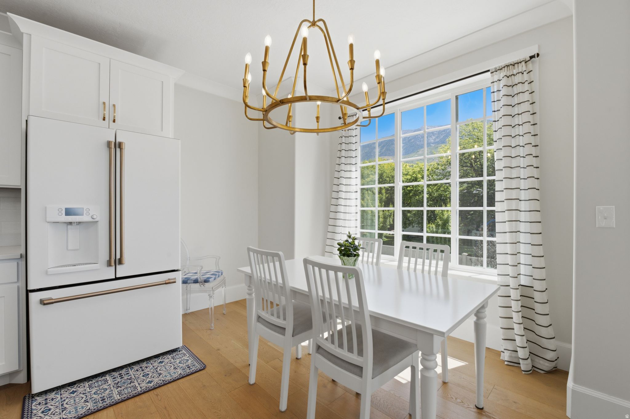 OLDE IVY - Residential