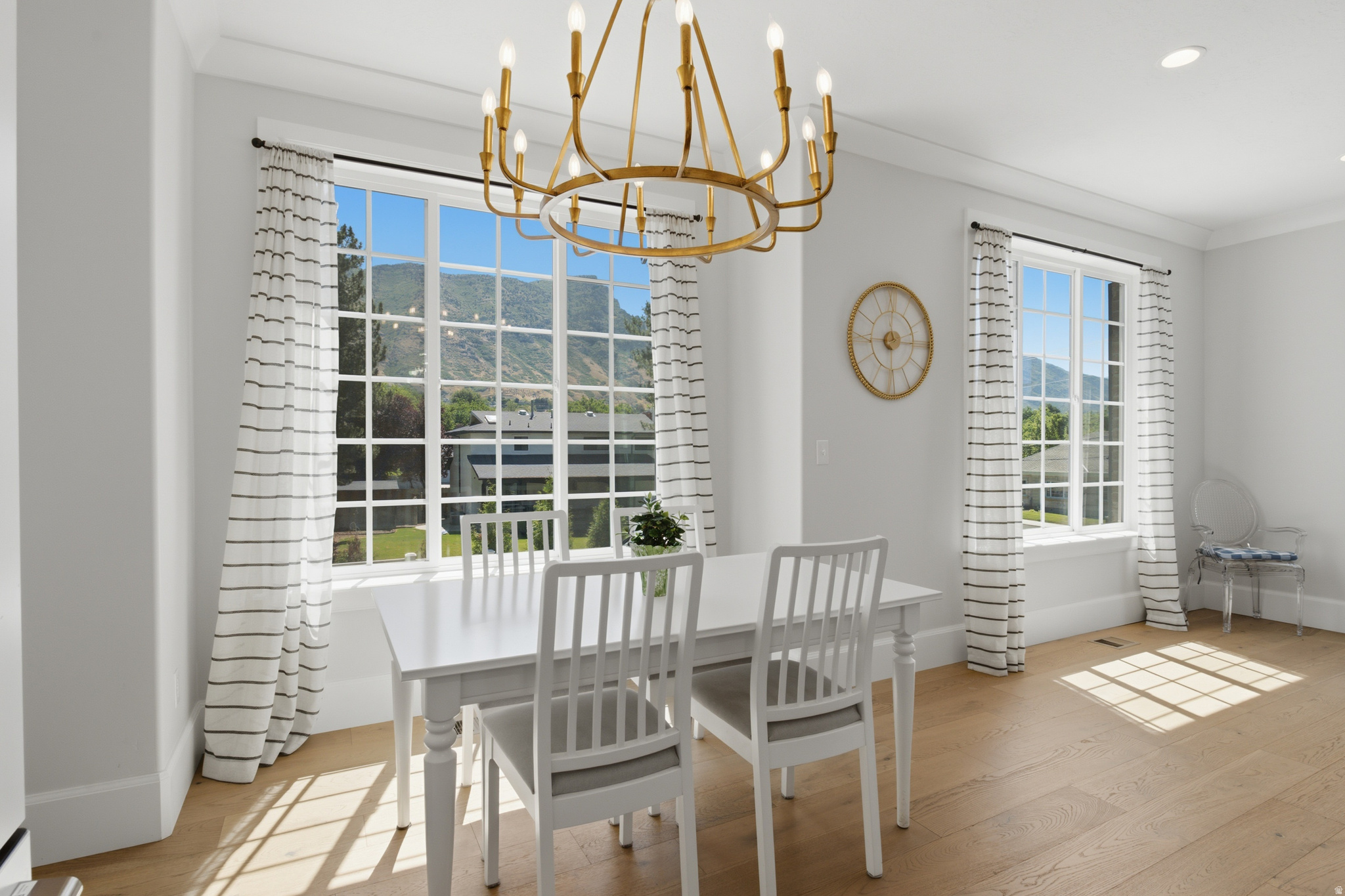 OLDE IVY - Residential