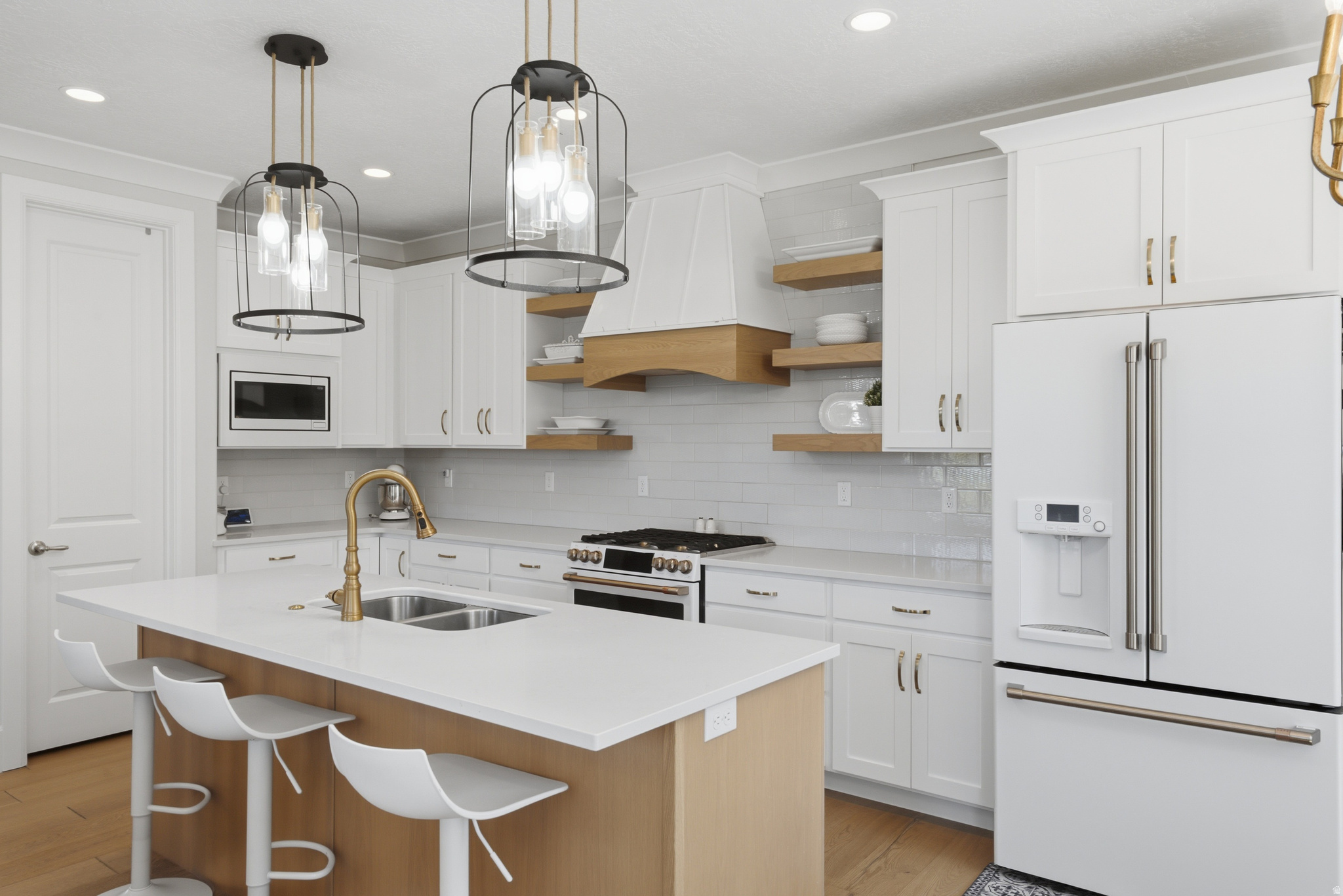OLDE IVY - Residential