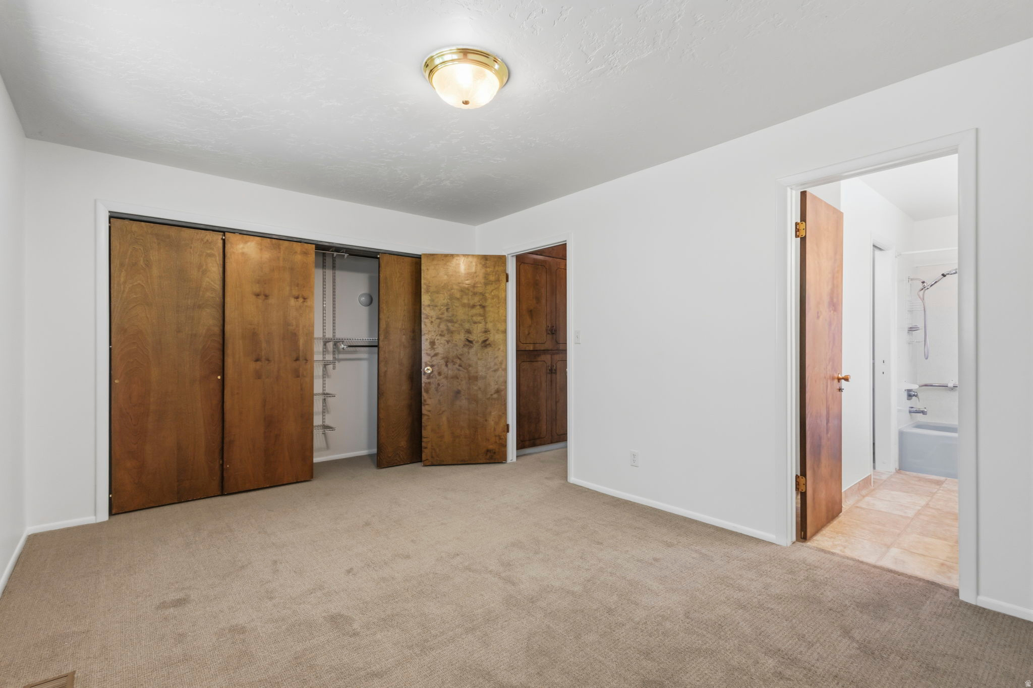 MONT ROSE ESTATES - Residential