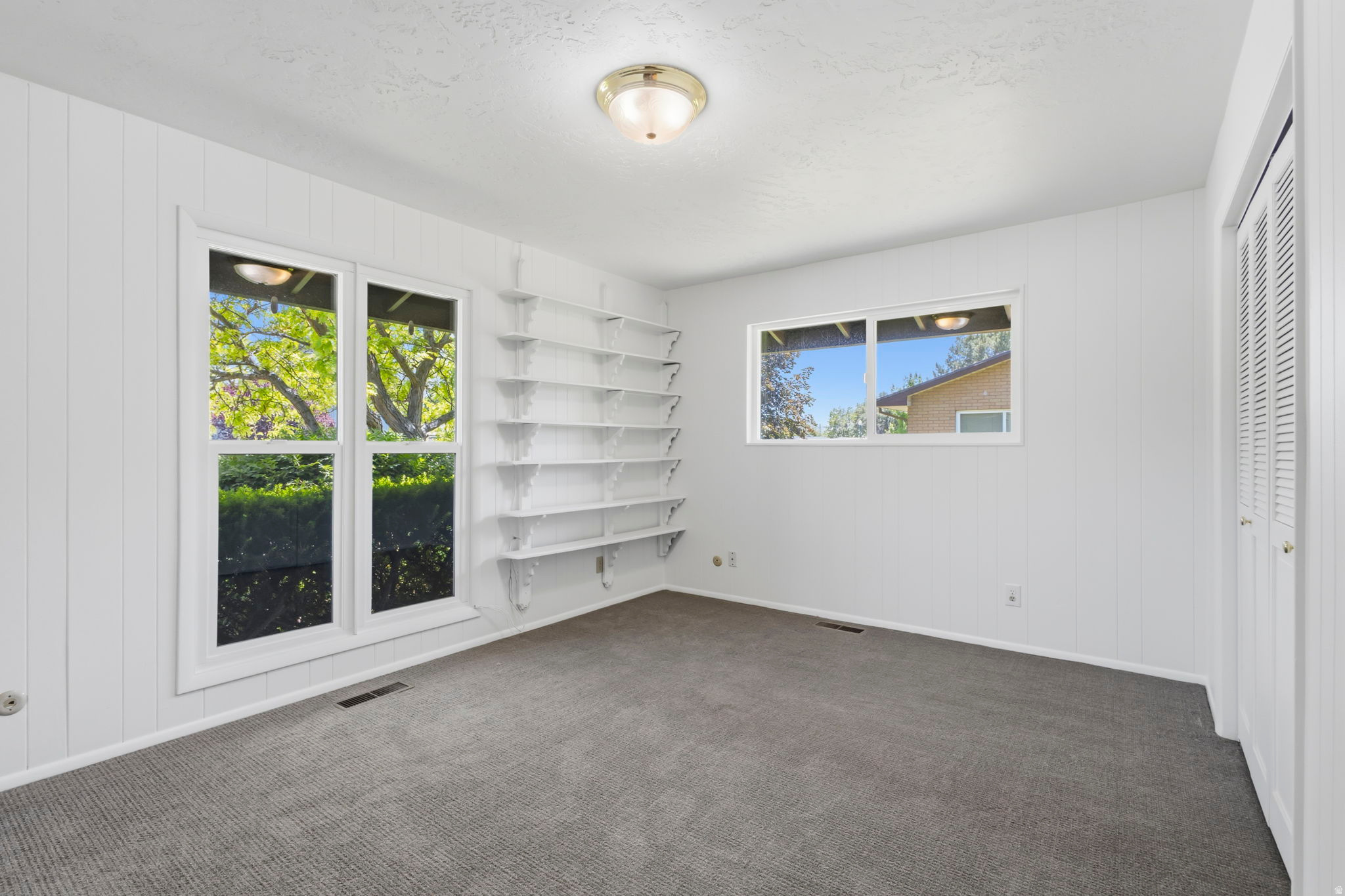 MONT ROSE ESTATES - Residential