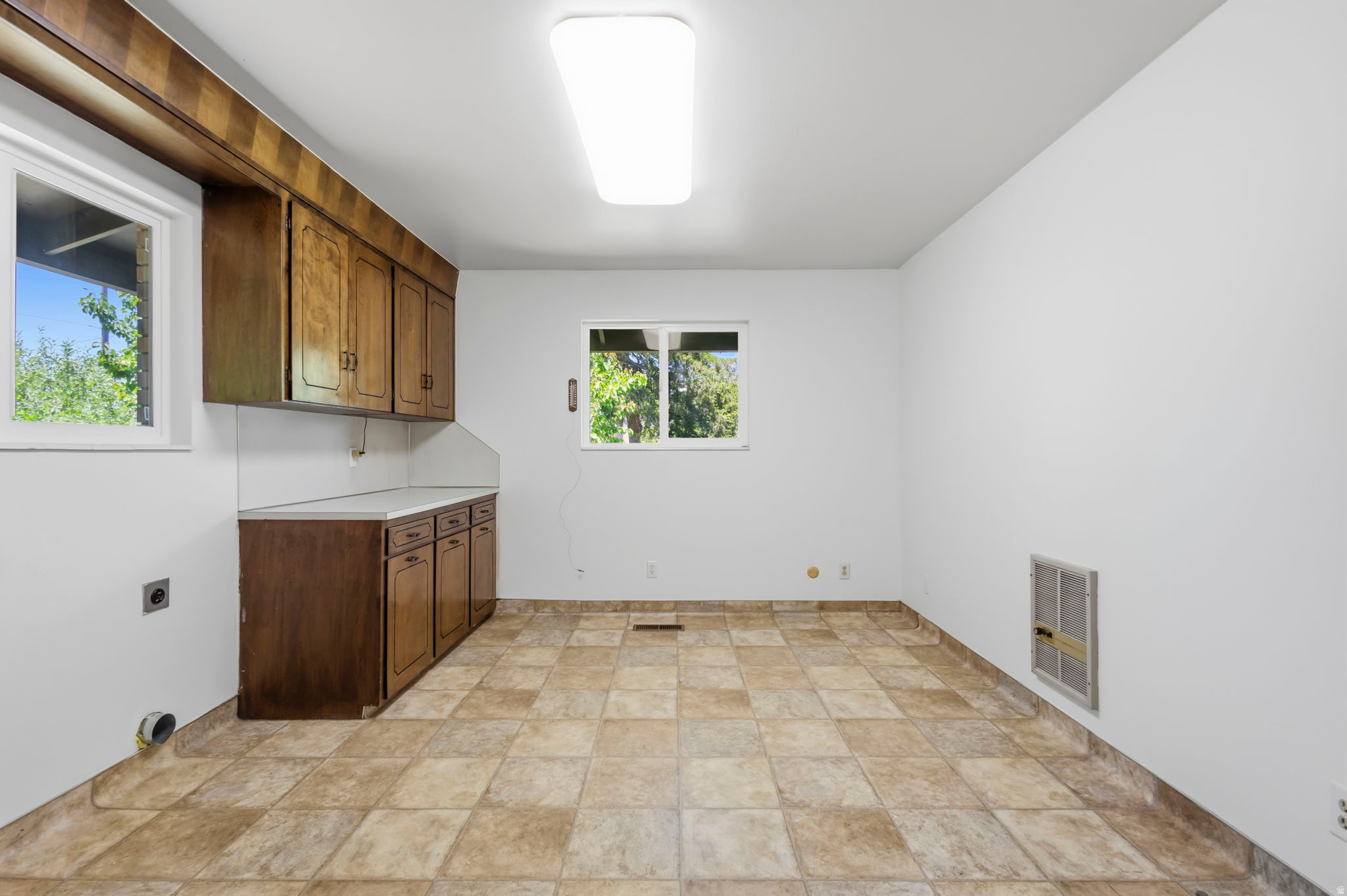 MONT ROSE ESTATES - Residential