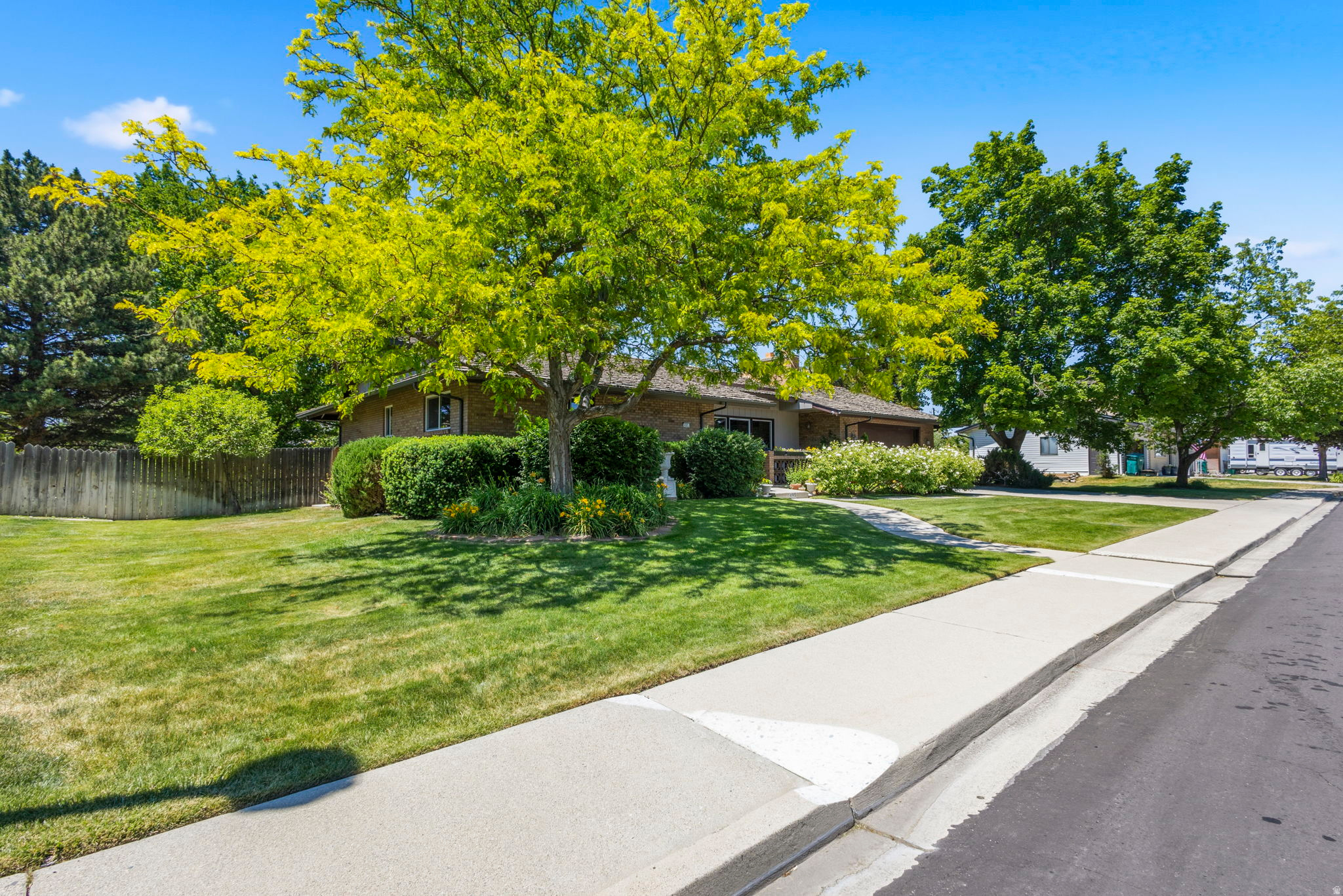 MONT ROSE ESTATES - Residential