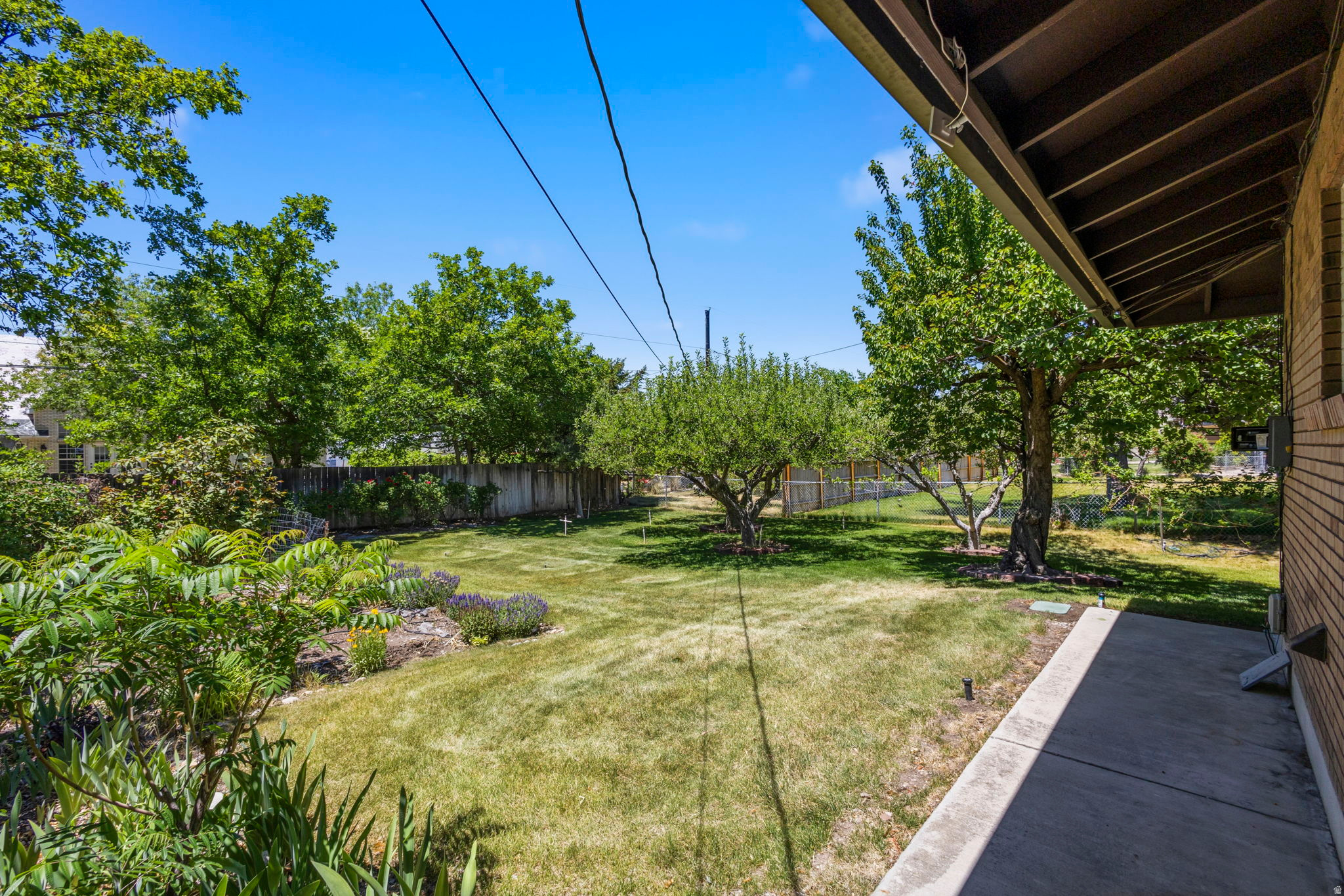 MONT ROSE ESTATES - Residential