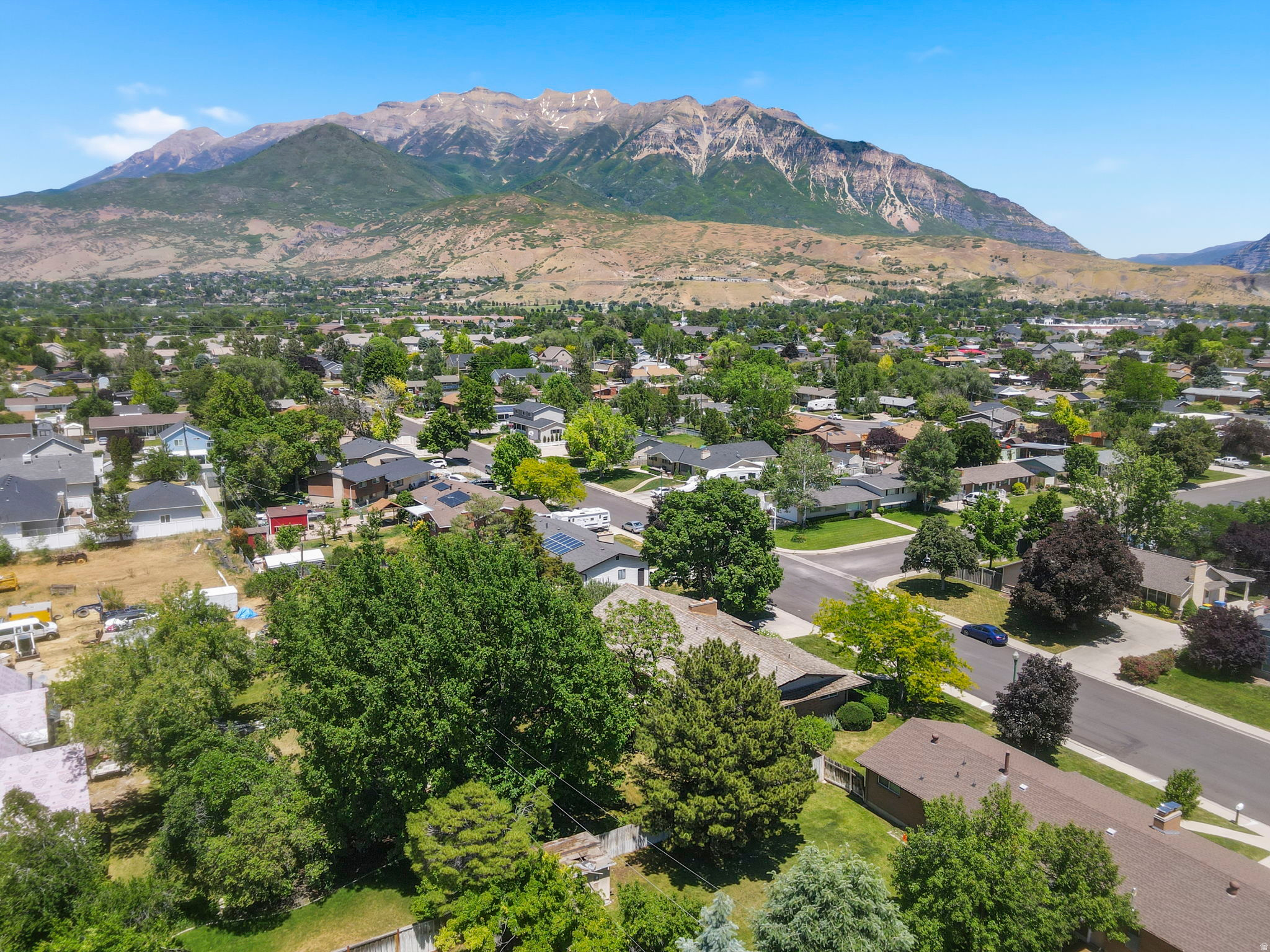 MONT ROSE ESTATES - Residential