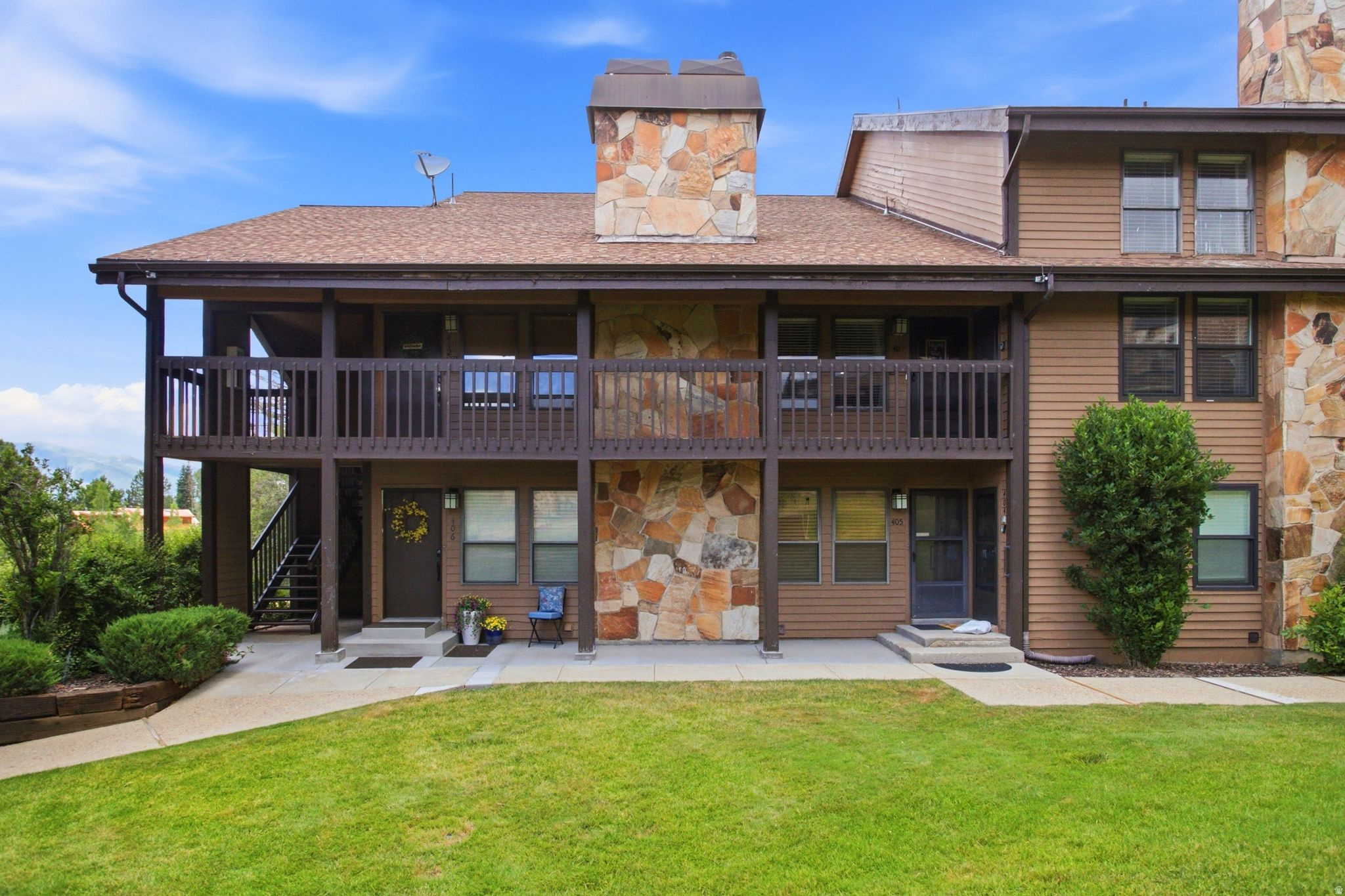 WOLF LODGE - Residential