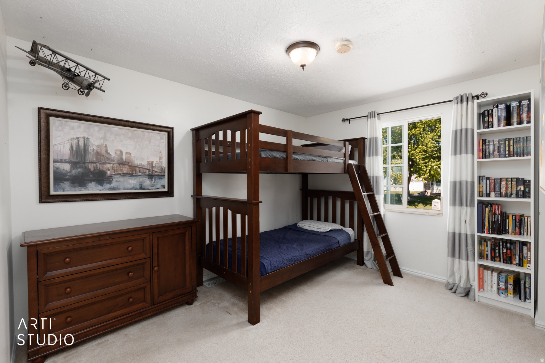 CHAPEL HILLS - Residential