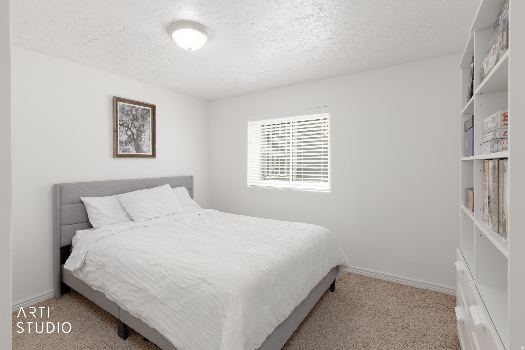 CHAPEL HILLS - Residential