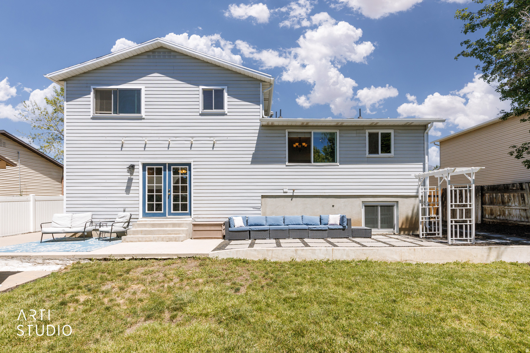 CHAPEL HILLS - Residential